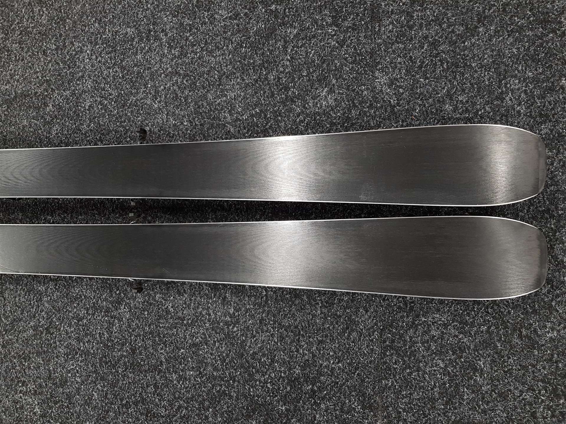 Skis ATOMIC Maverick 86C d'occasion + fixations Atomic 10
