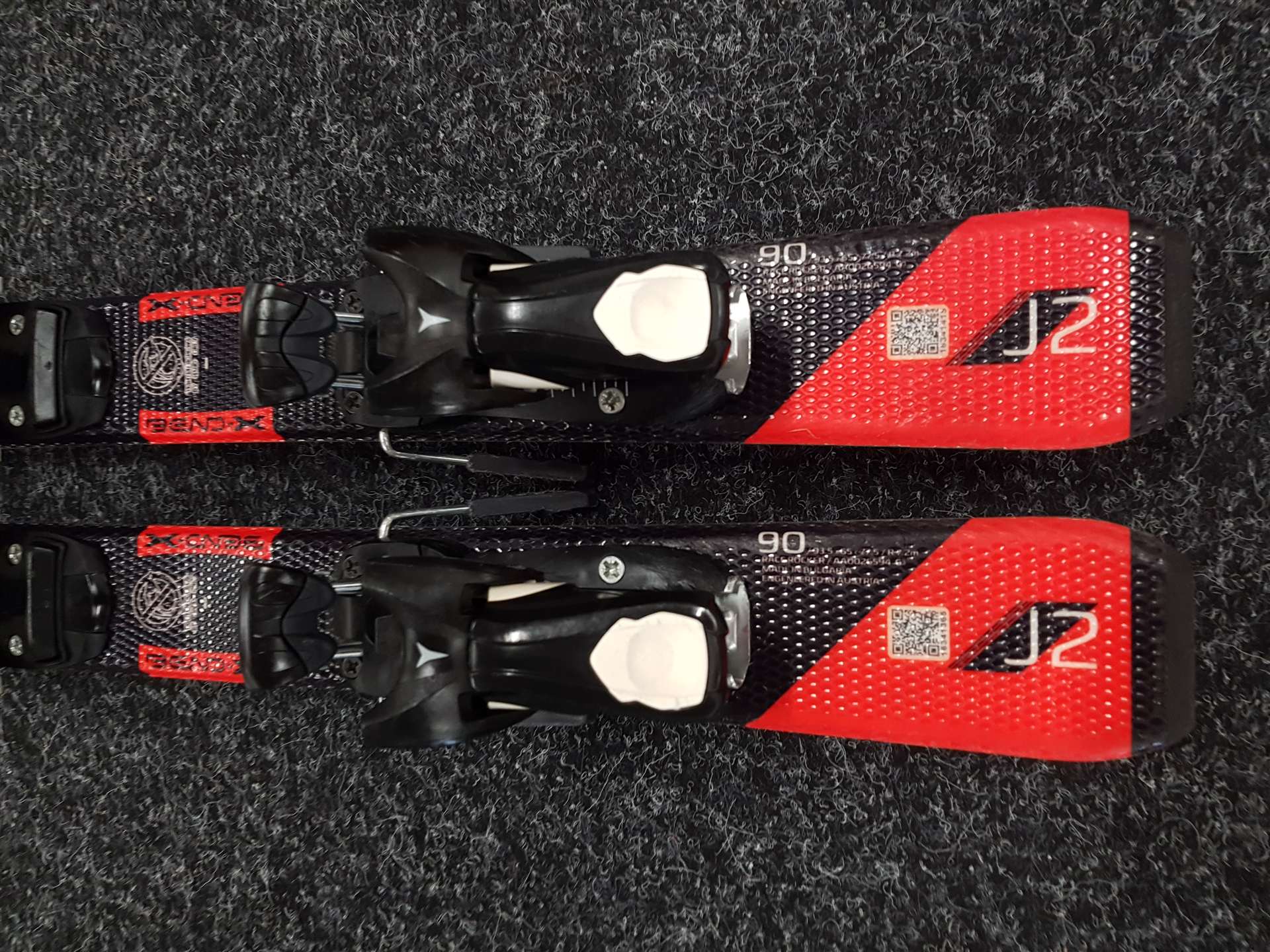 Gebruikte kinderski's ATOMIC Redster J2 + Atomic C5 bindingen
