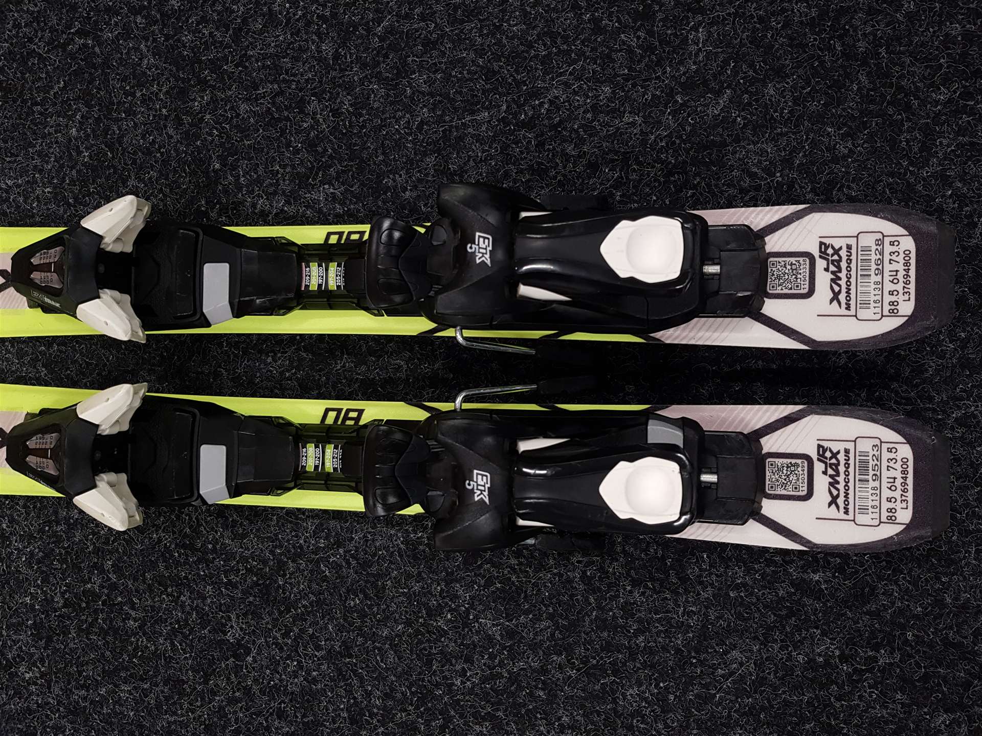 Skis enfant d'occasion SALOMON XMAX JR + fixations EZYTRAK 4.5