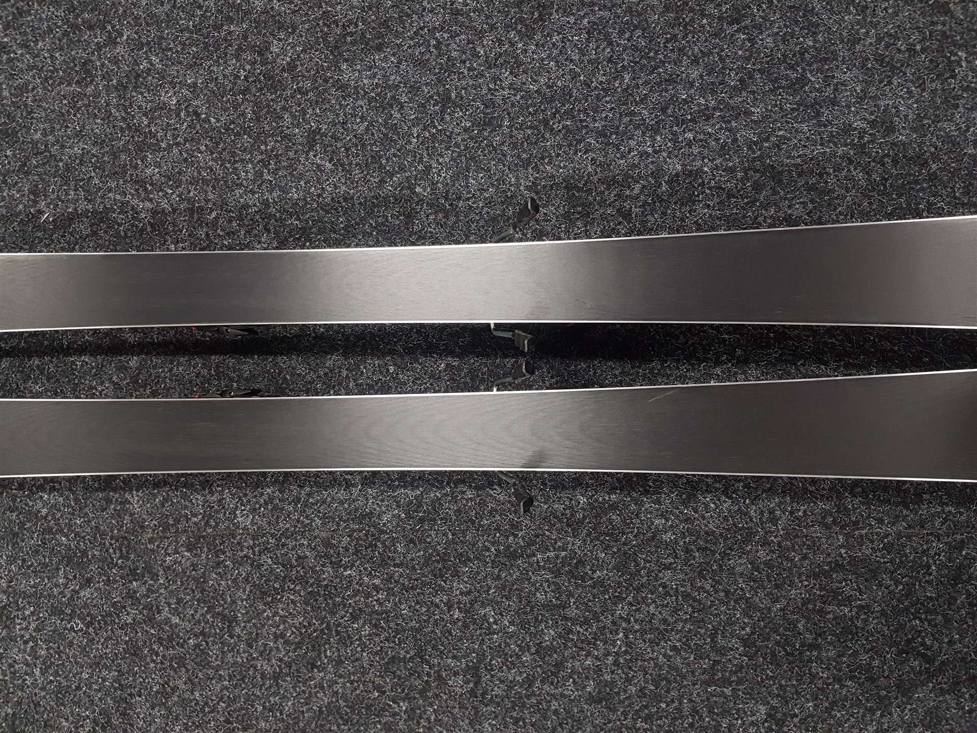 Gebrauchte VOLKL Racetiger SL 13 Ski + Marker Motion 12 Bindungen