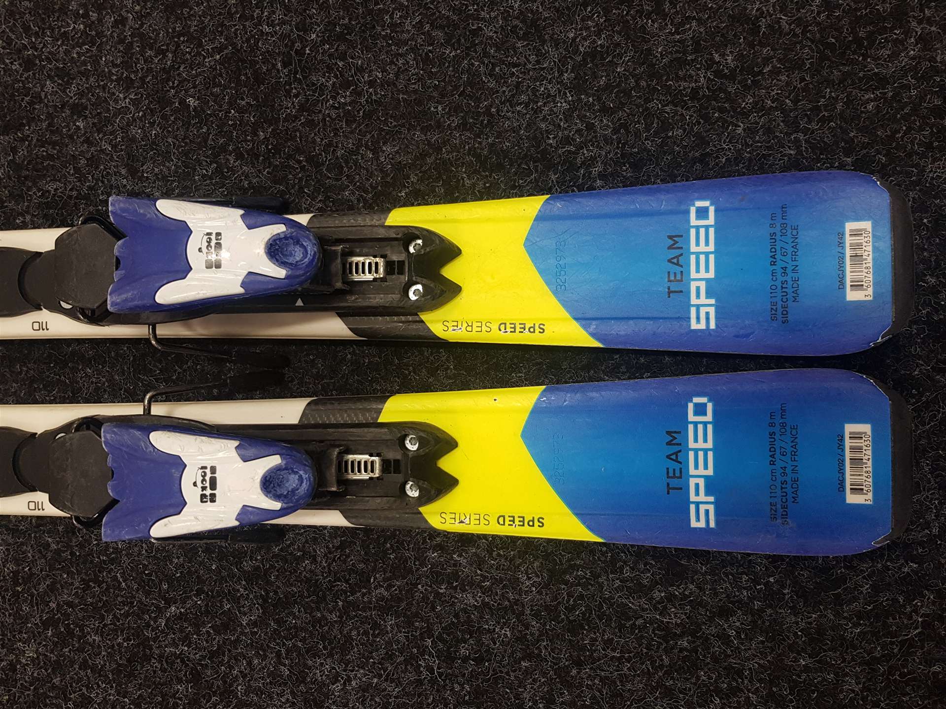 Gebrauchte Kinderski DYNASTAR Team Speed + Look 4.5 Bindungen