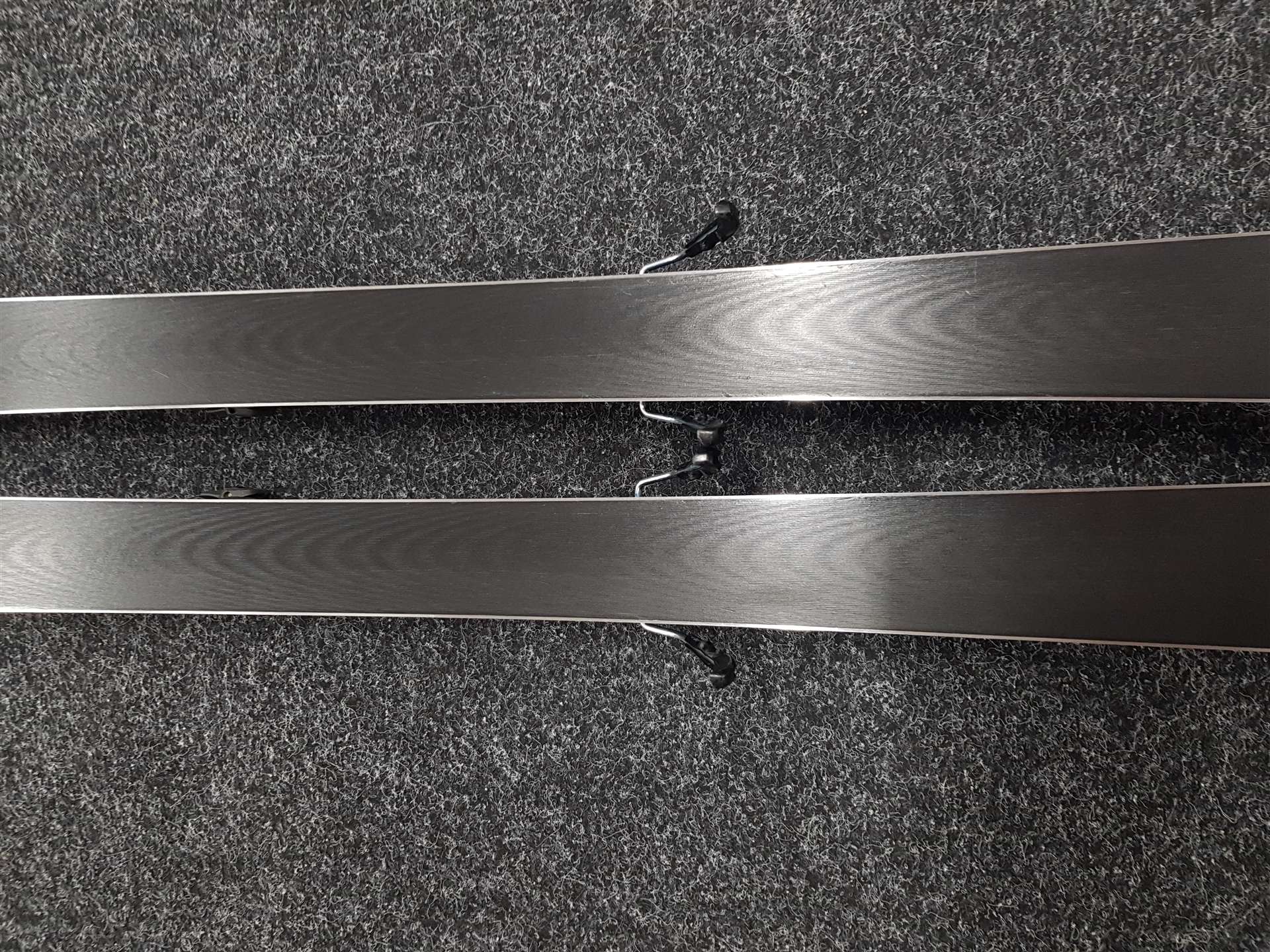 Gebrauchte Ski VÖLKL Peregrine 7.2 + Bindungen Marker FDT 10