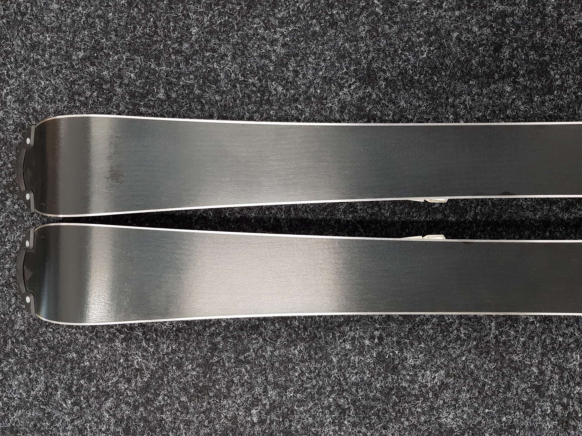 Použité dětské lyže BLIZZARD Firebird + vázání Marker 4.5