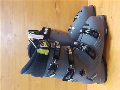 Clăpari de schi ROSSIGNOL Hi-Speed HV second-hand