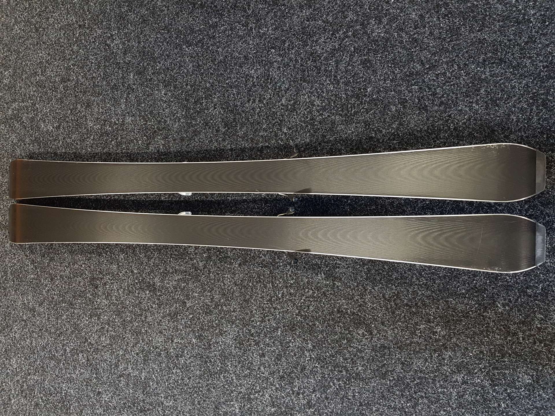 Skis ARTIS 2 d'occasion + fixations Tyrolia PR 11