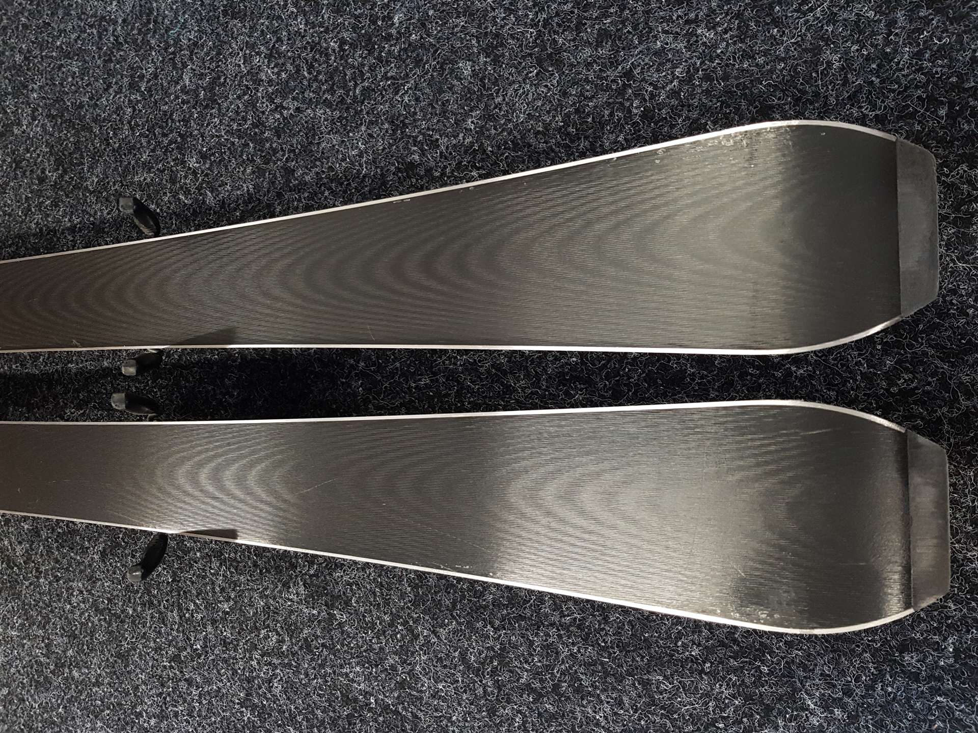 Skis ARTIS 2 d'occasion + fixations Tyrolia PR 11