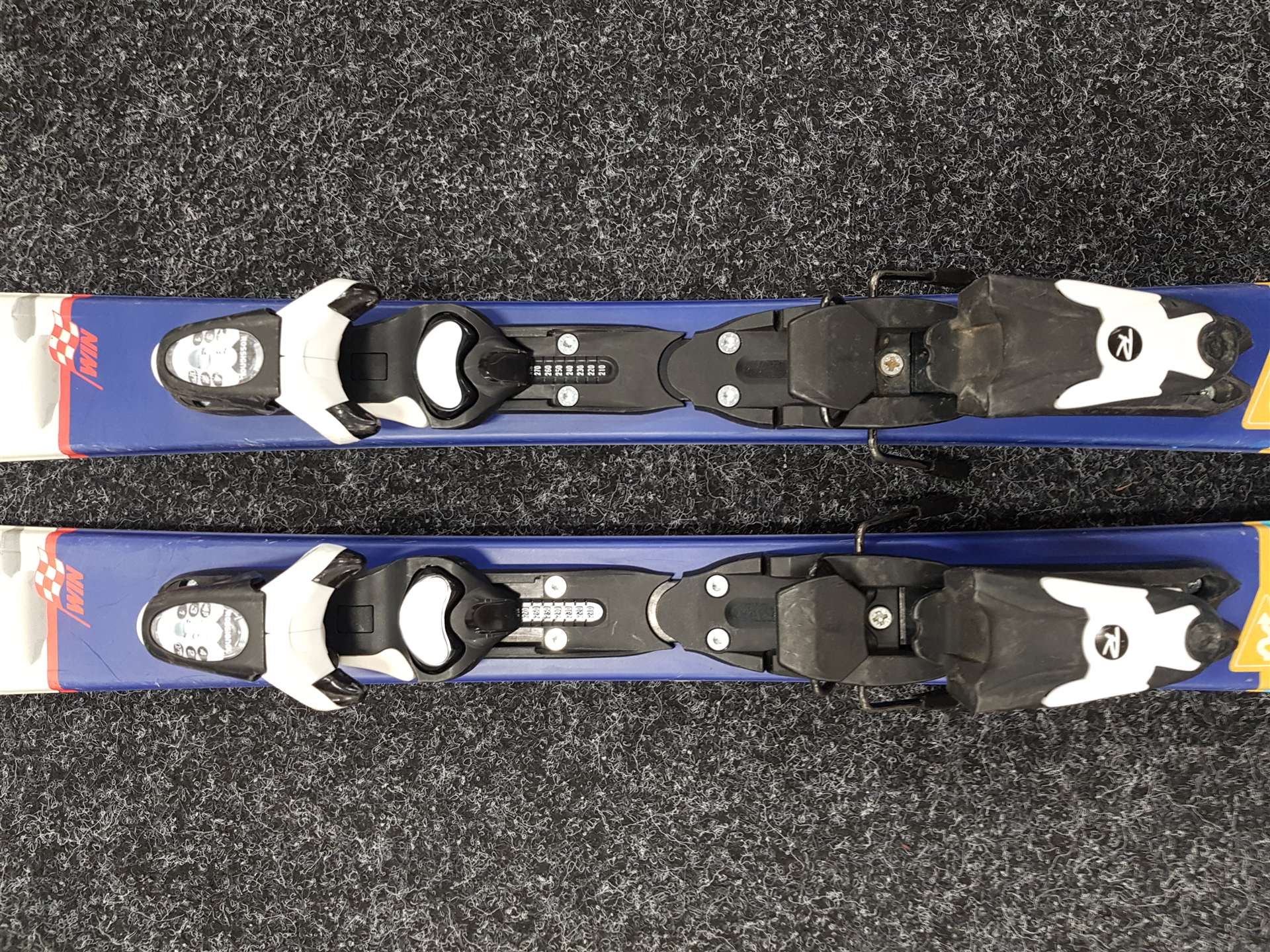 Použité detské lyže ROSSIGNOL Robot + viazanie Rossignol 4.5