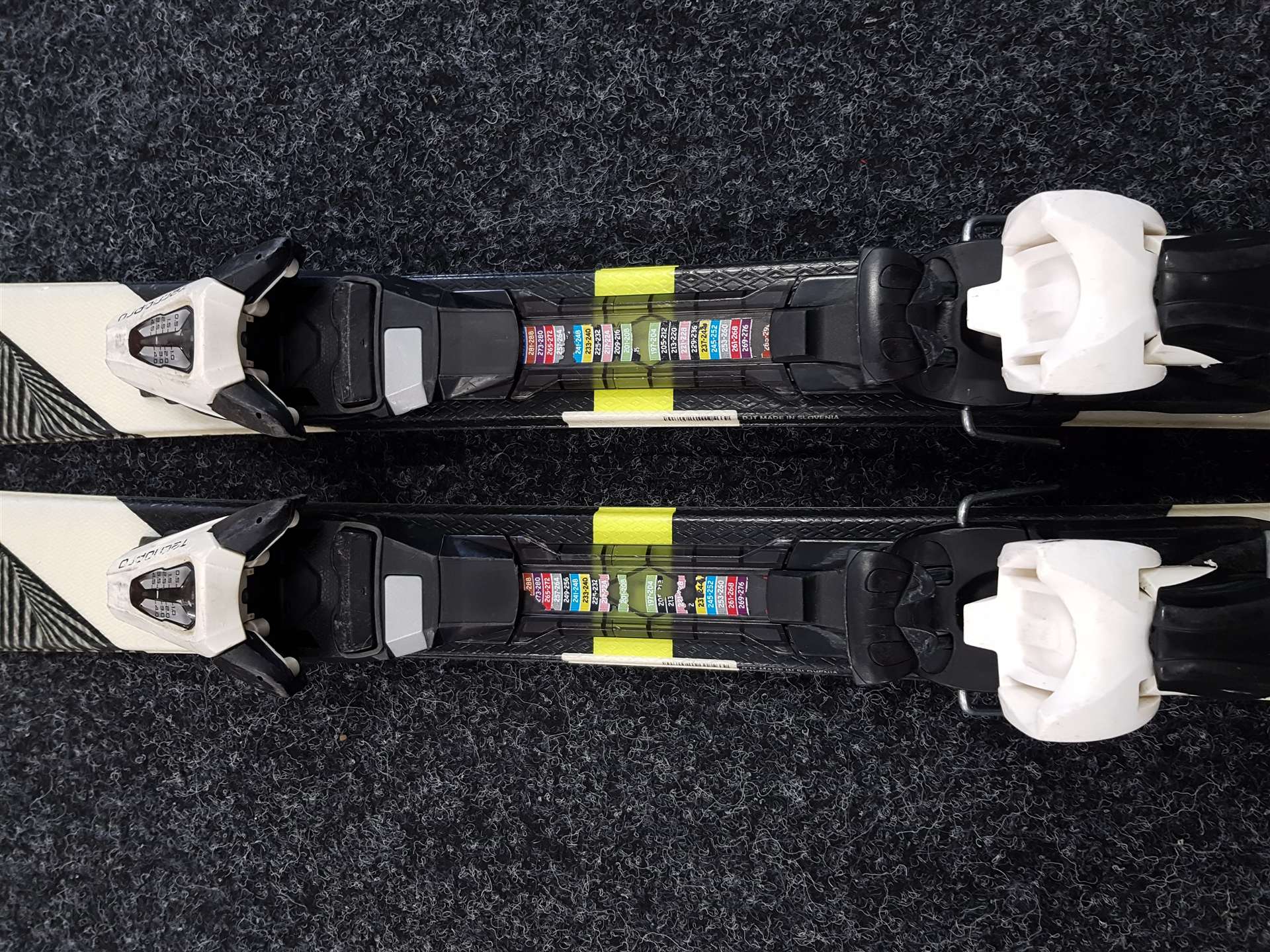 Použité dětské lyže TECNOPRO Team 66 + vázání Tecnopro TC 4.5