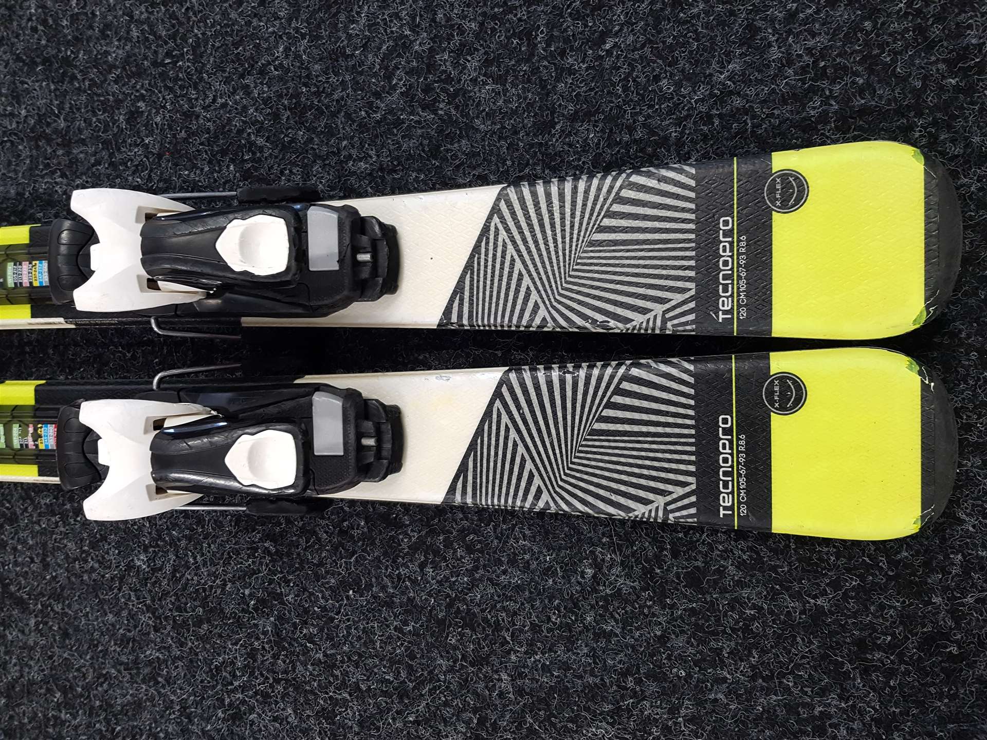 Použité dětské lyže TECNOPRO Team 66 + vázání Tecnopro TC 4.5