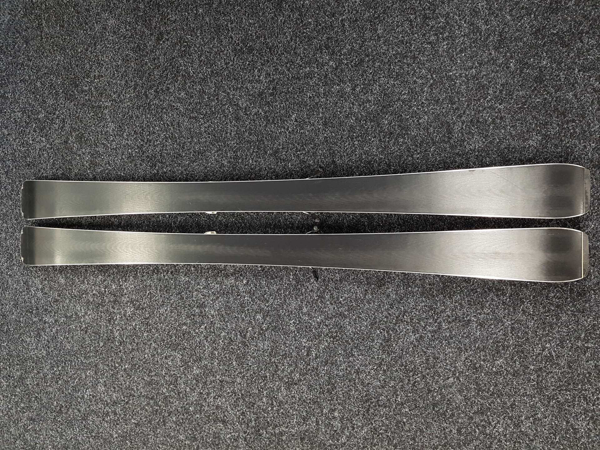 Sci FISCHER RC One 77 XTR usati + attacchi RS 10 RS 10