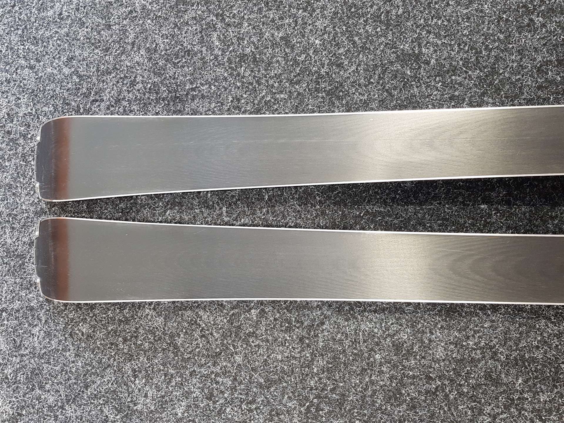 Używane narty BLIZZARD WCR + wiązania Marker TLT 10