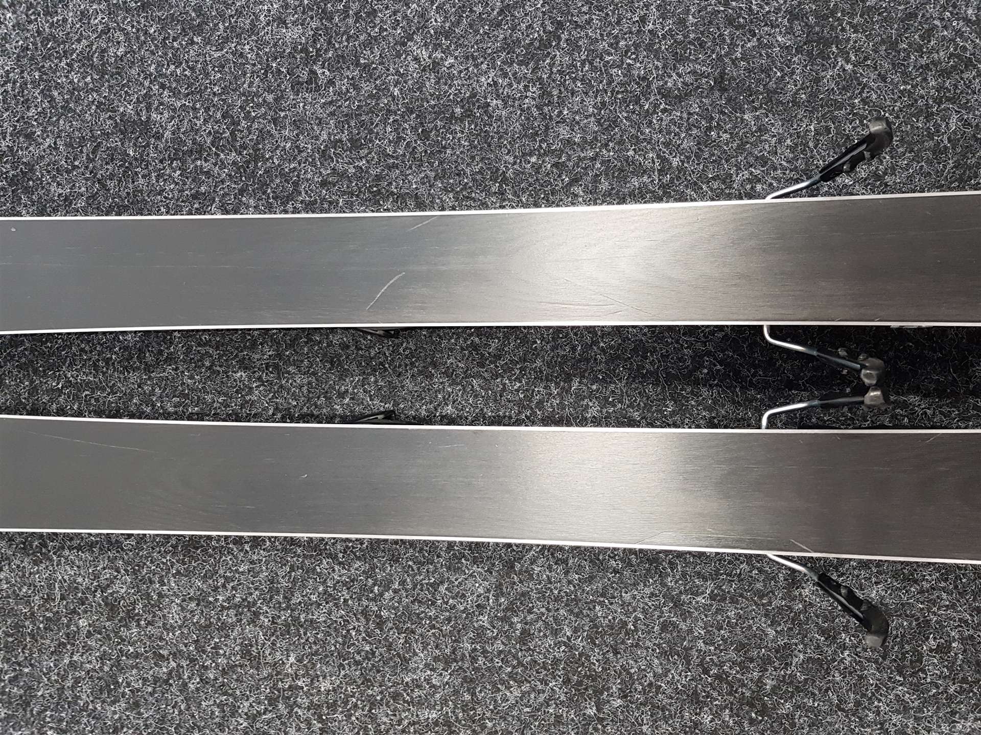 Używane narty BLIZZARD WCR + wiązania Marker TLT 10