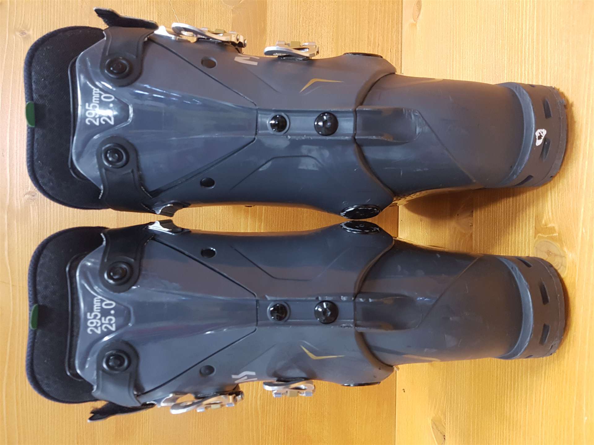 Použité lyžiarky TECNICA Mach Sport HV W RT 85