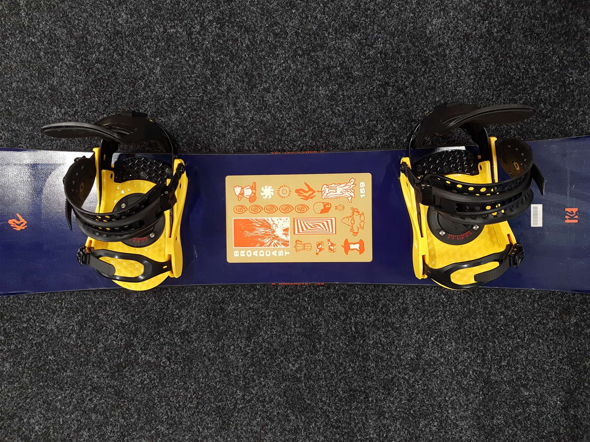 Tabla de snowboard K2 Broadcast usada + fijaciones Burton talla L