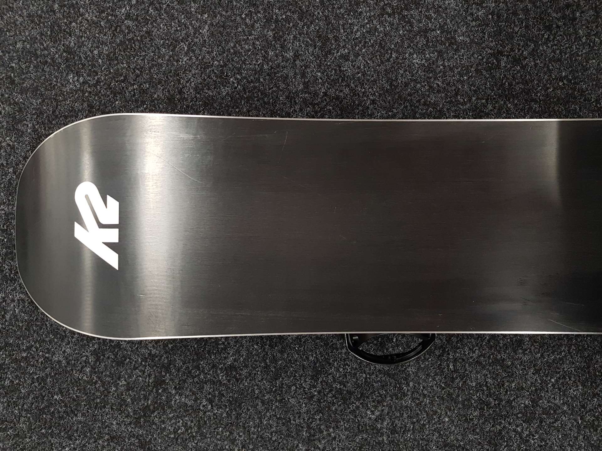 Tabla de snowboard K2 Broadcast usada + fijaciones Burton talla L