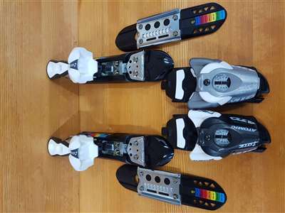 Gebruikte Atomic Race 310++ bindingen (10 DIN)