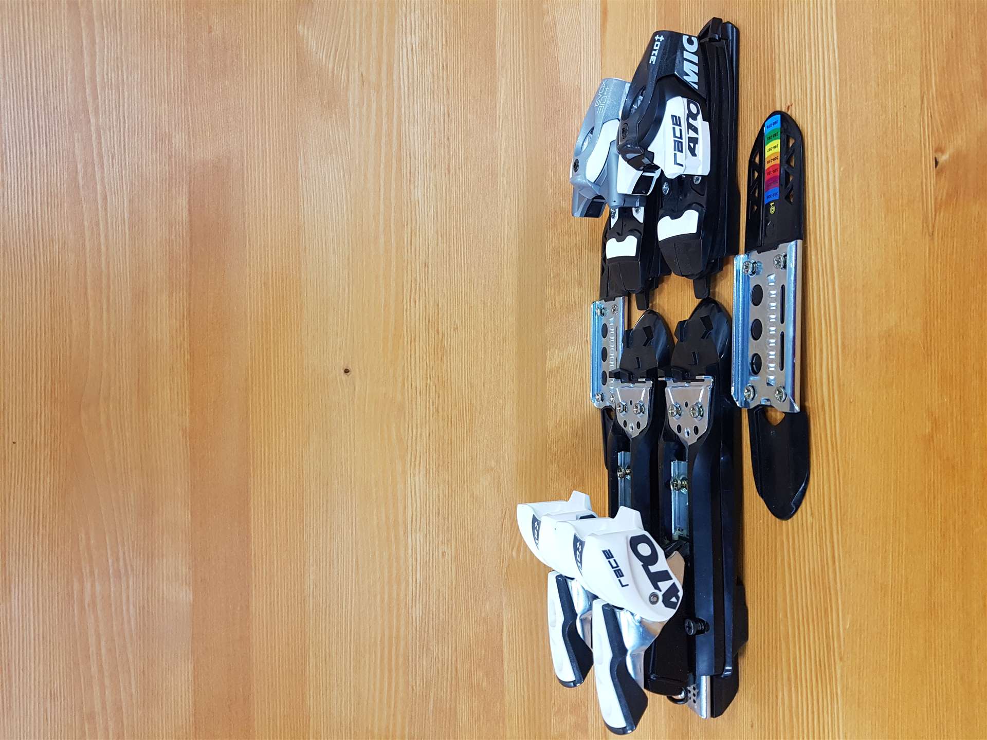 Fixations Atomic Race 310++ d'occasion (10 DIN)