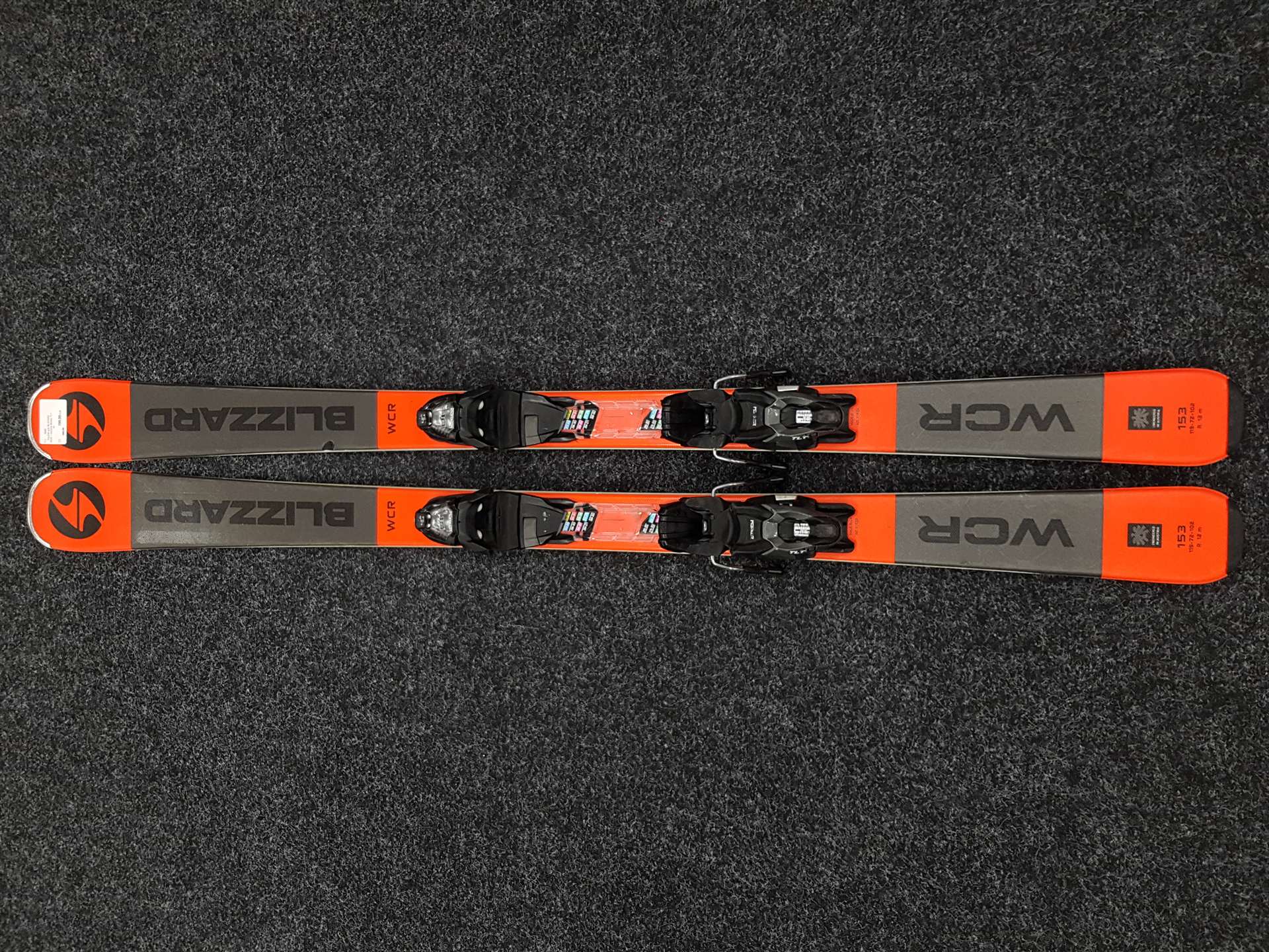 Použité lyže BLIZZARD WCR + viazanie Marker TLT 10