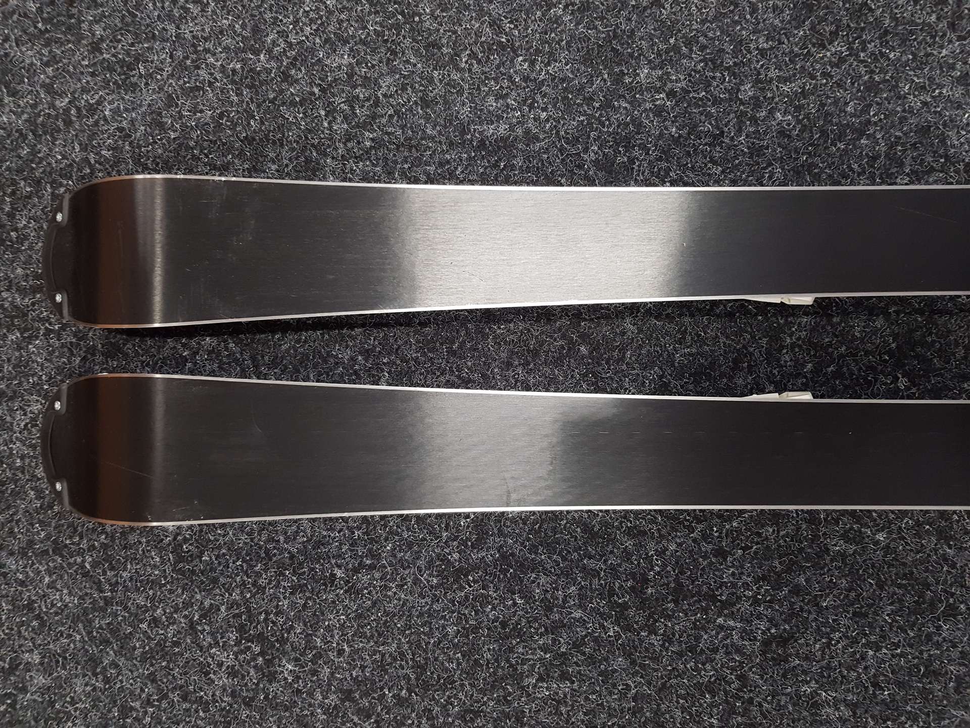 Schiuri pentru copii folosite BLIZZARD Pearl + legături Marker 7