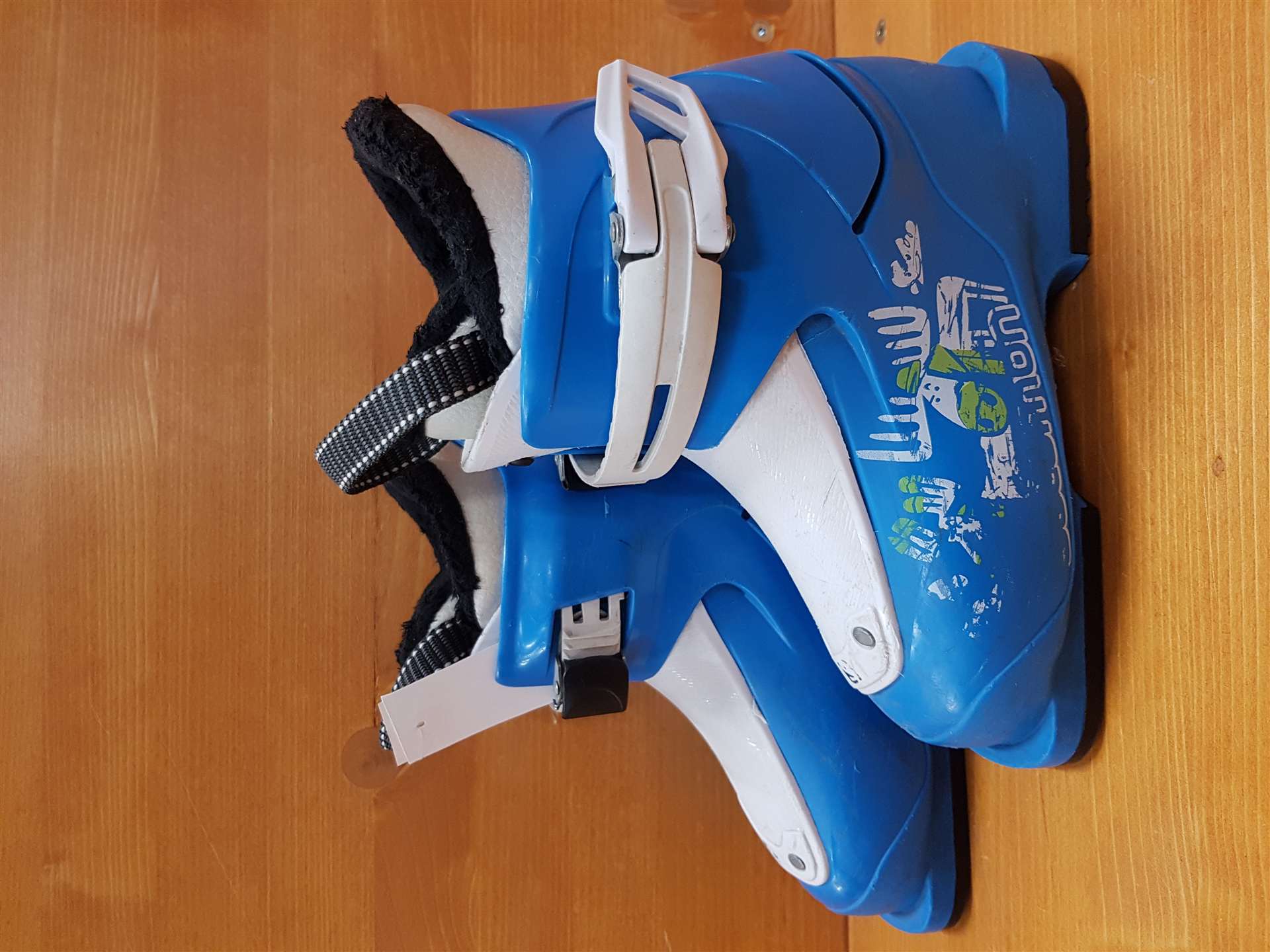 Chaussures de ski SALOMON T1 d'occasion