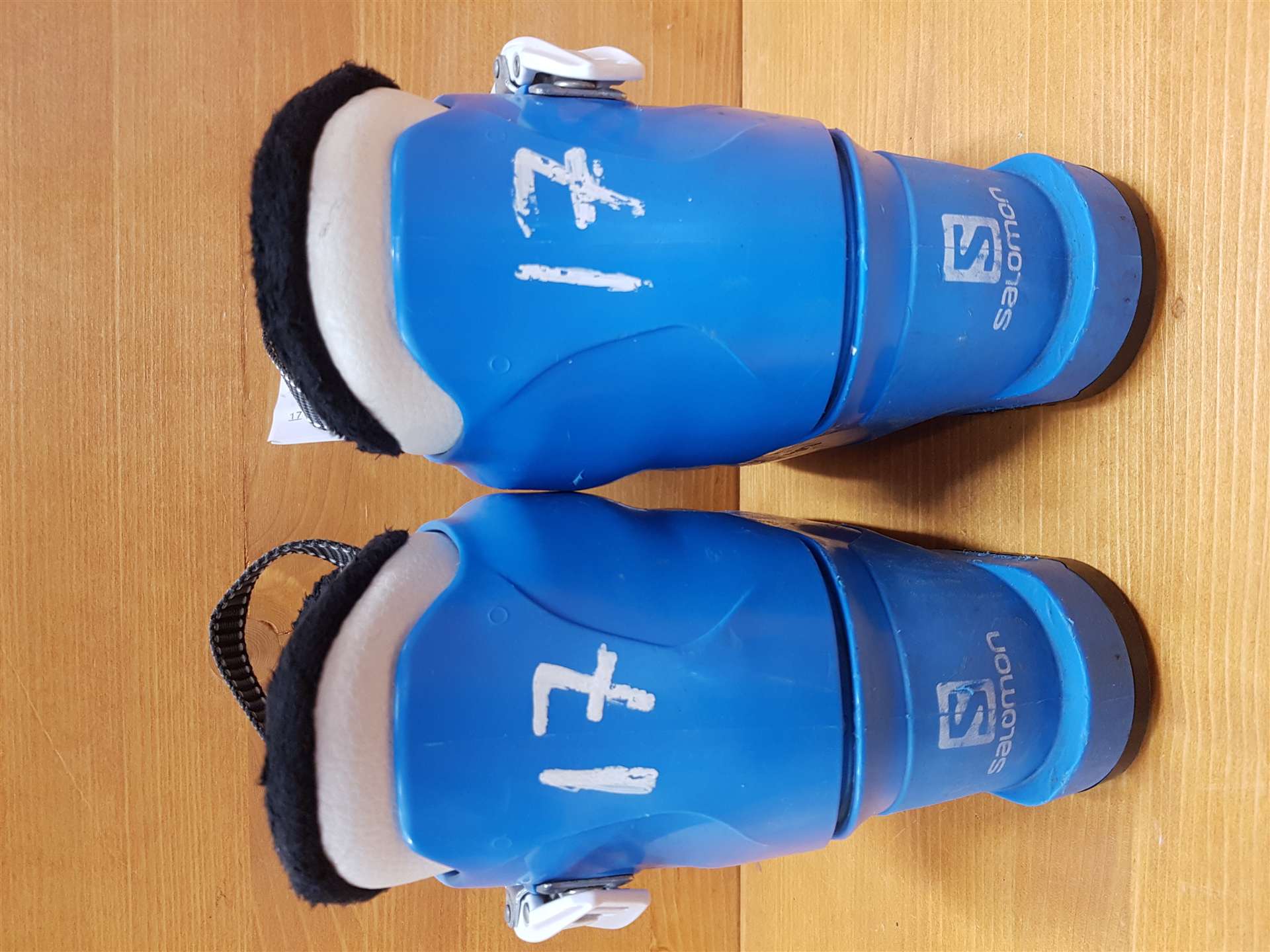 Chaussures de ski SALOMON T1 d'occasion