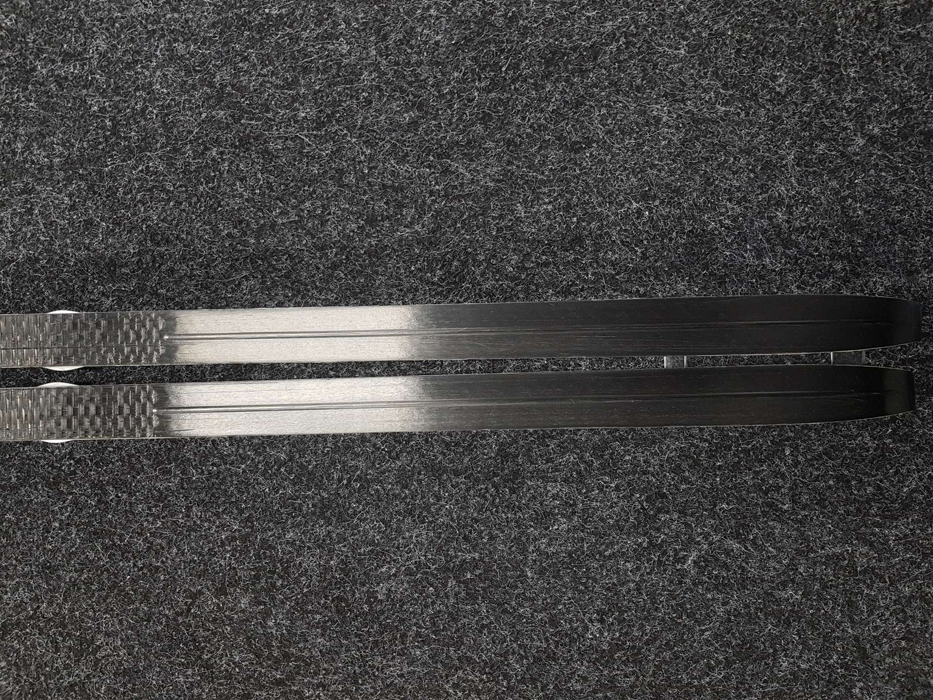 Použité běžecké lyže FISCHER FIBRE CROWN + vázání NNN Fischer