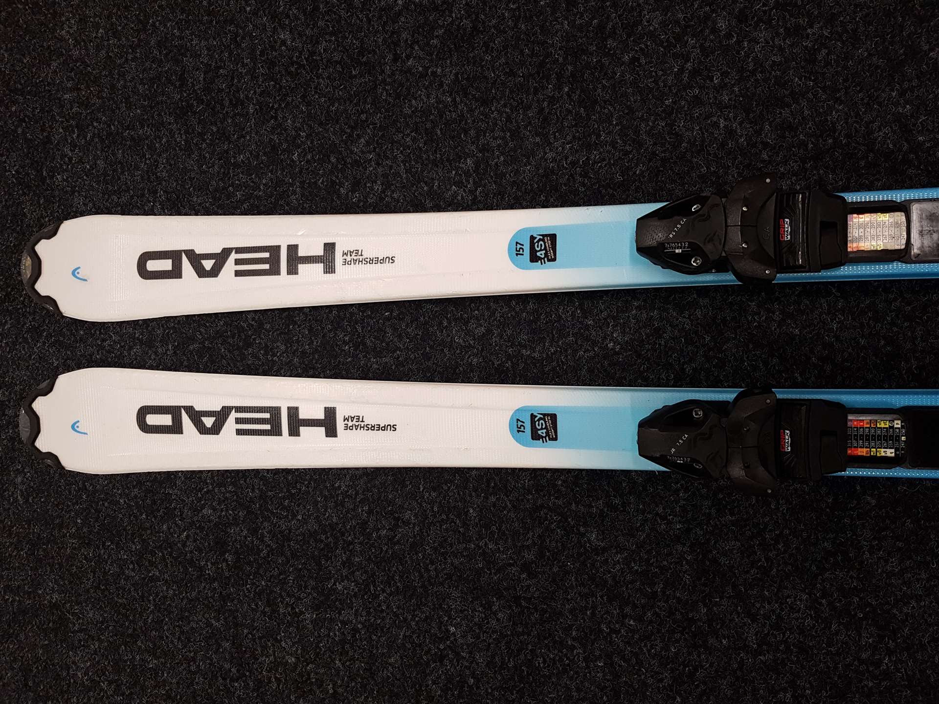 Použité lyže HEAD Super Shape Team + vázání Tyrolia JRS 7.5 CA