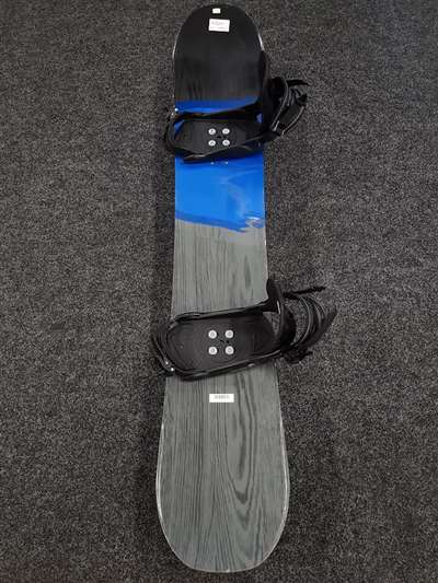 Tabla de snowboard K2 Raygun usada + fijaciones Monoo talla M/L