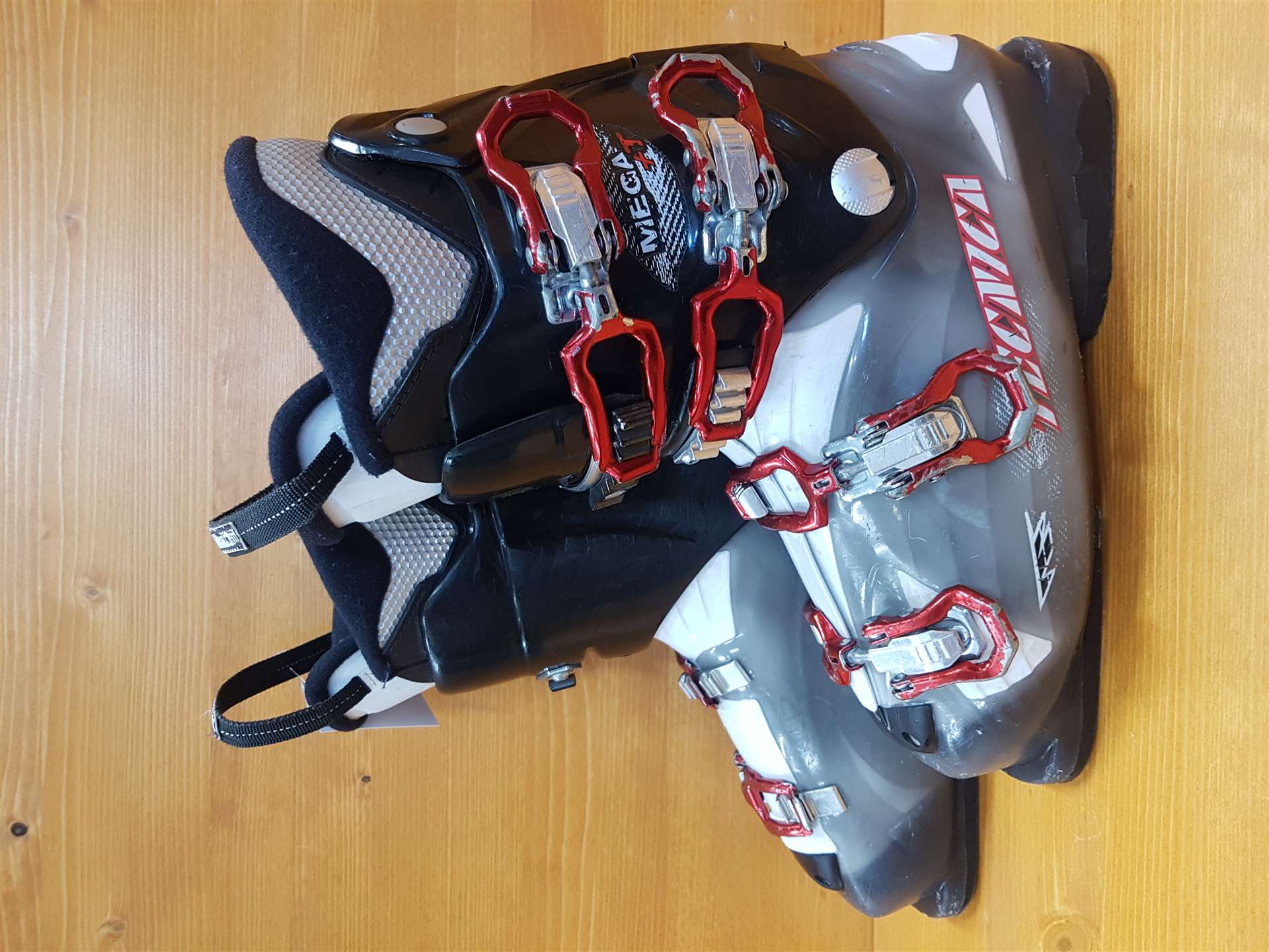 Gebrauchte Skischuhe TECNICA Mega +T