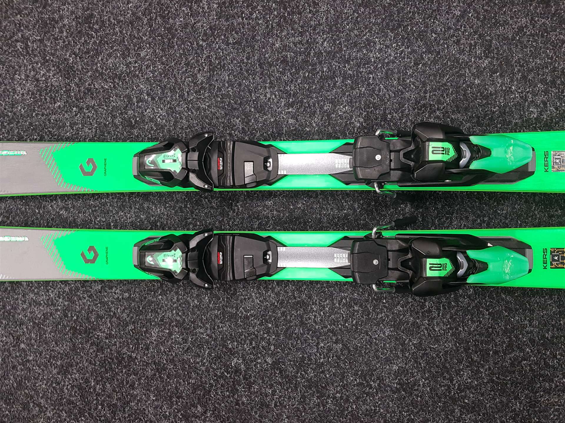 Použité lyže HEAD I.Magnum + vázání Head PRO 12