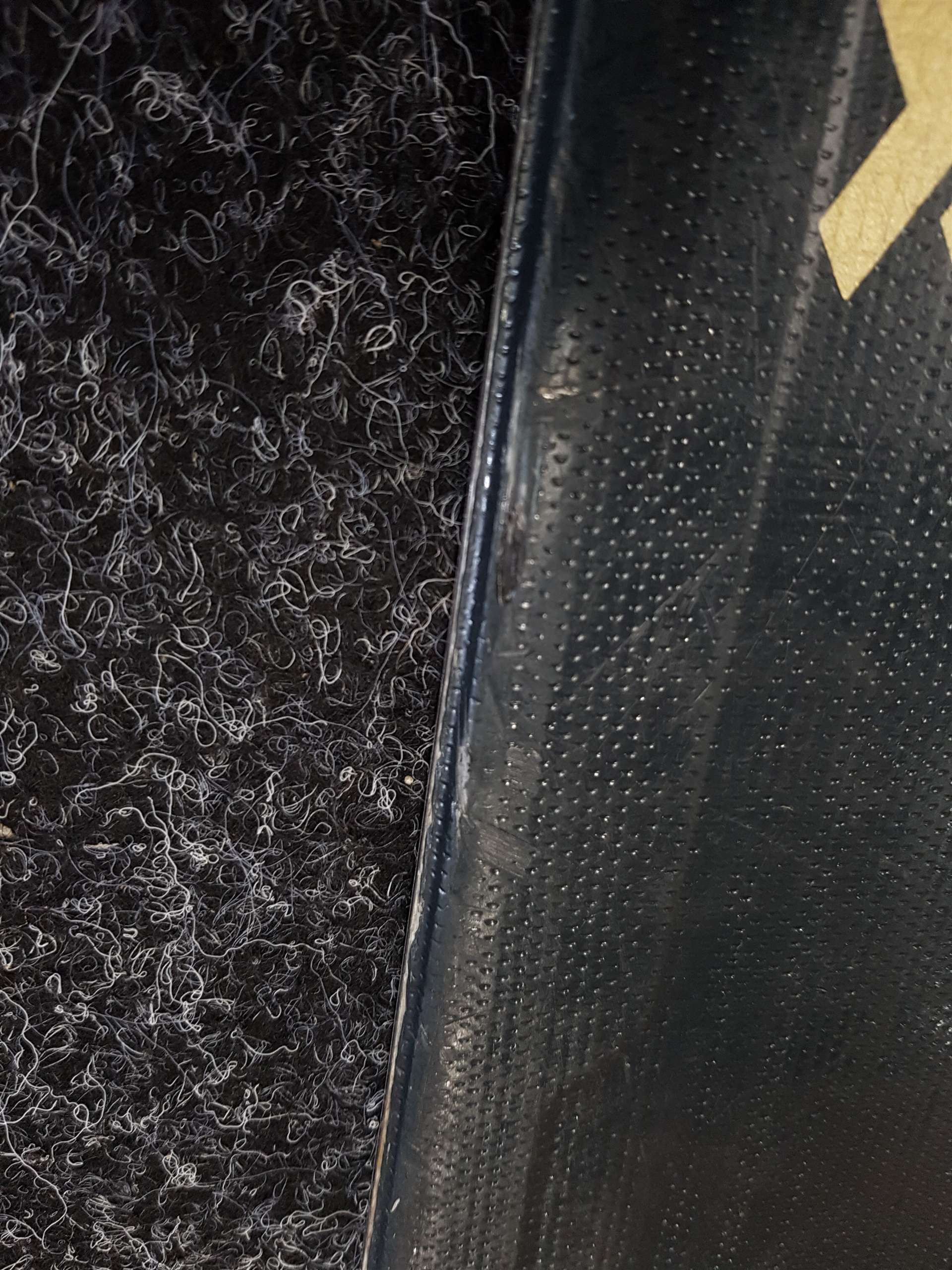 Skis VOLKL VIOLA FLAIR d'occasion + fixations Marker FDT 10