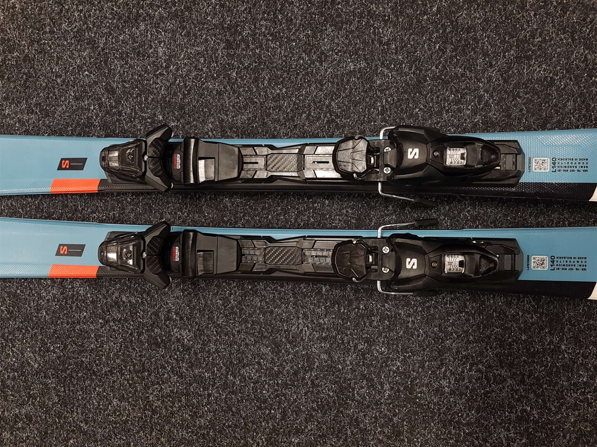 Schiuri folosite SALOMON S/MAX 06 + legături Salomon M 10