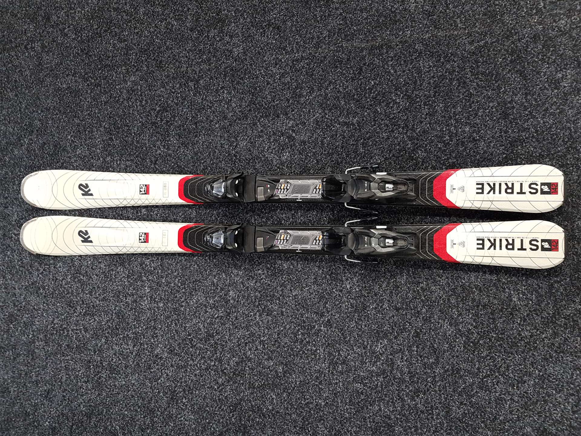 Použité lyže K2 Strike + vázání Marker 10