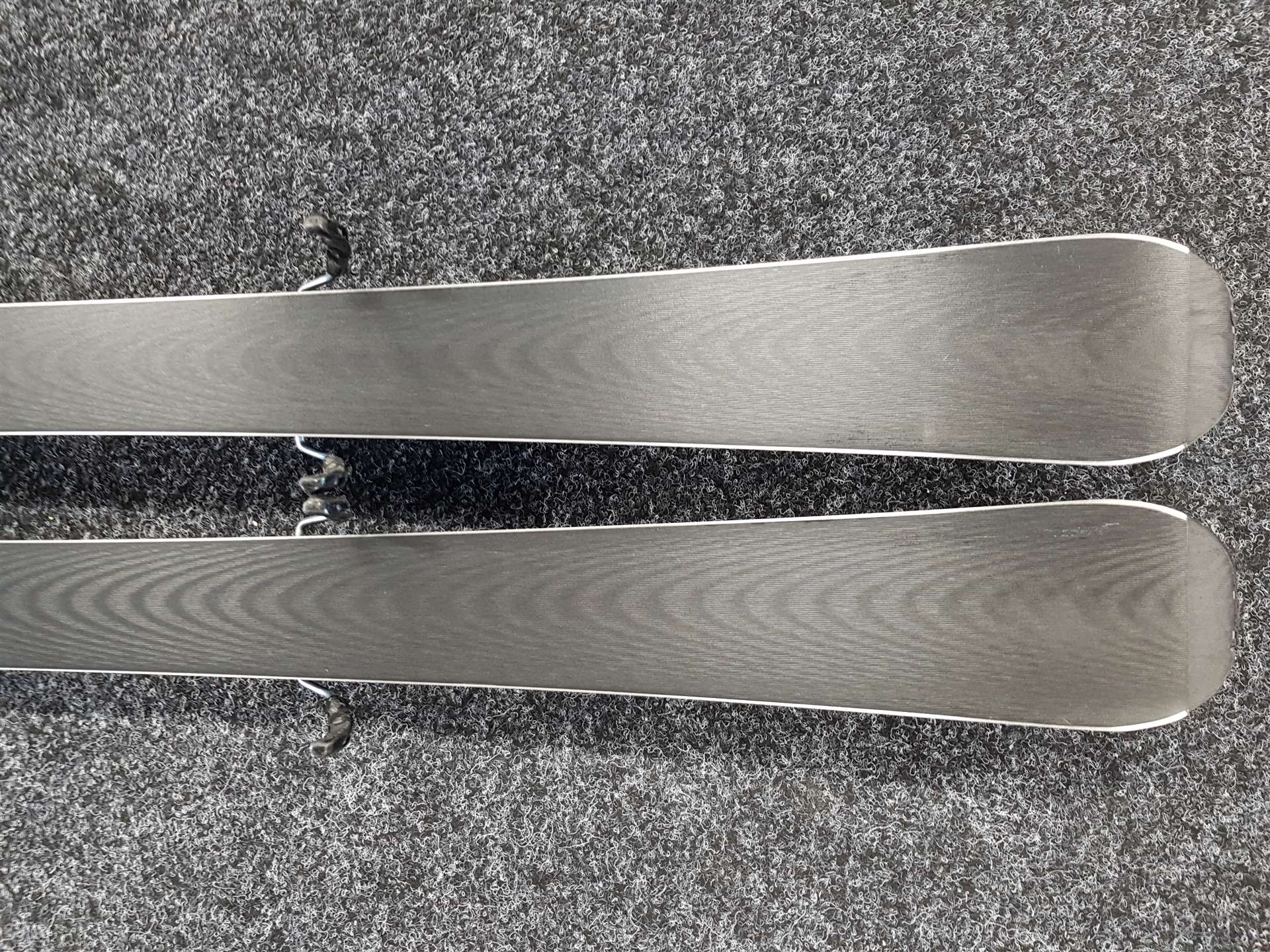 Použité lyže K2 Strike + vázání Marker 10
