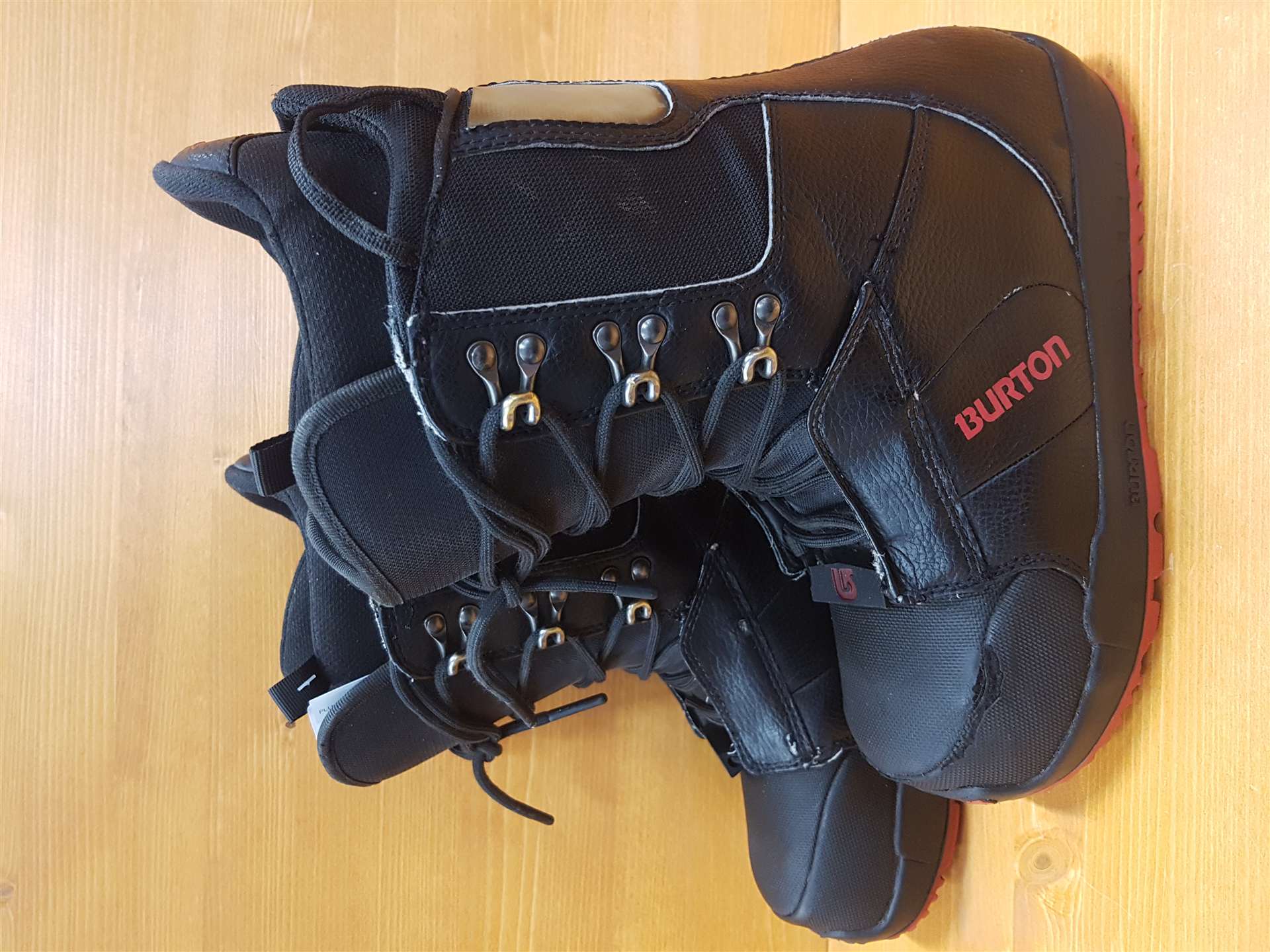 Ghete de snowboard BURTON Progression folosite