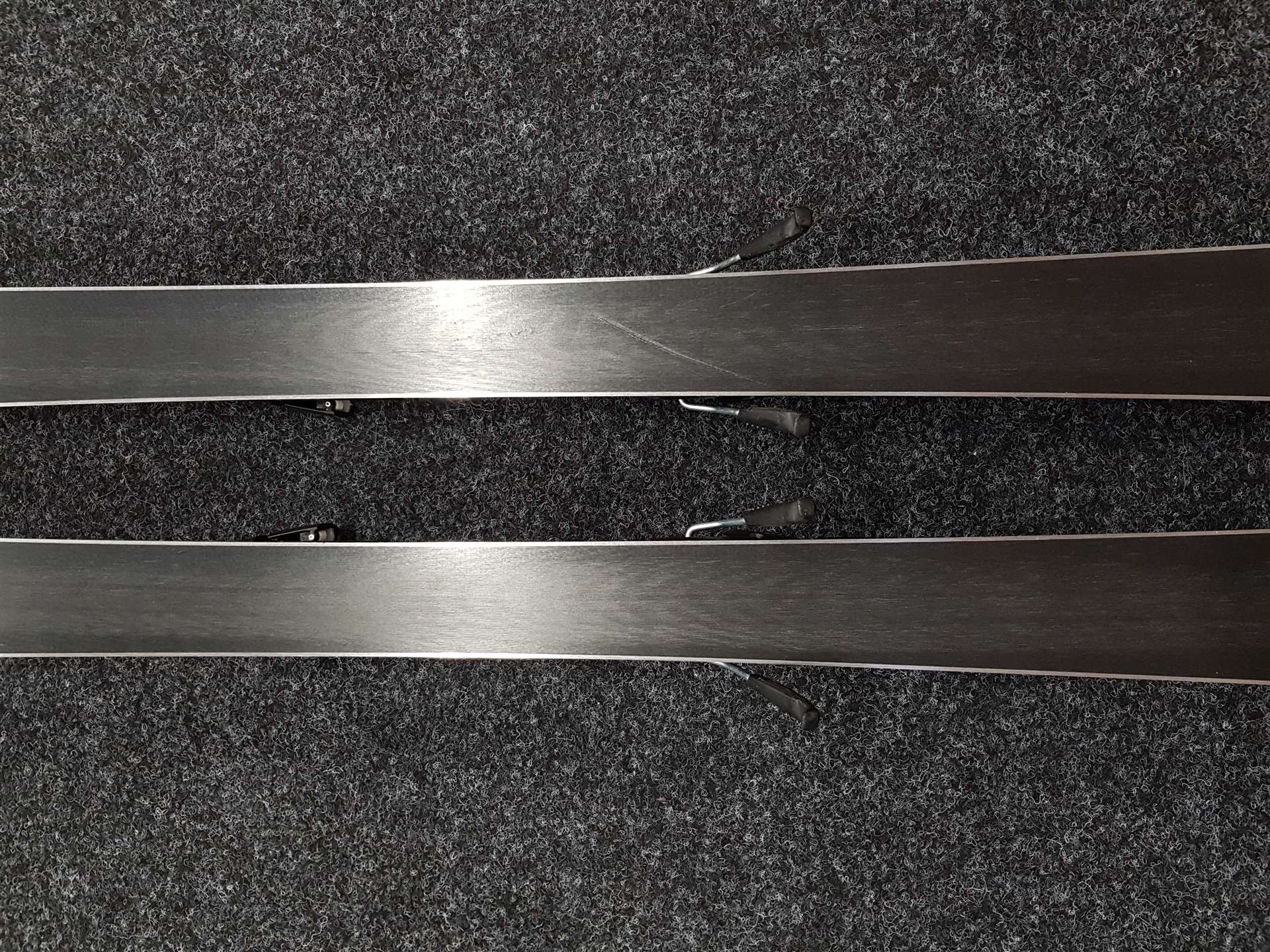 Použité lyže HEAD TT 300 + viazanie Tyrolia Superlight 11