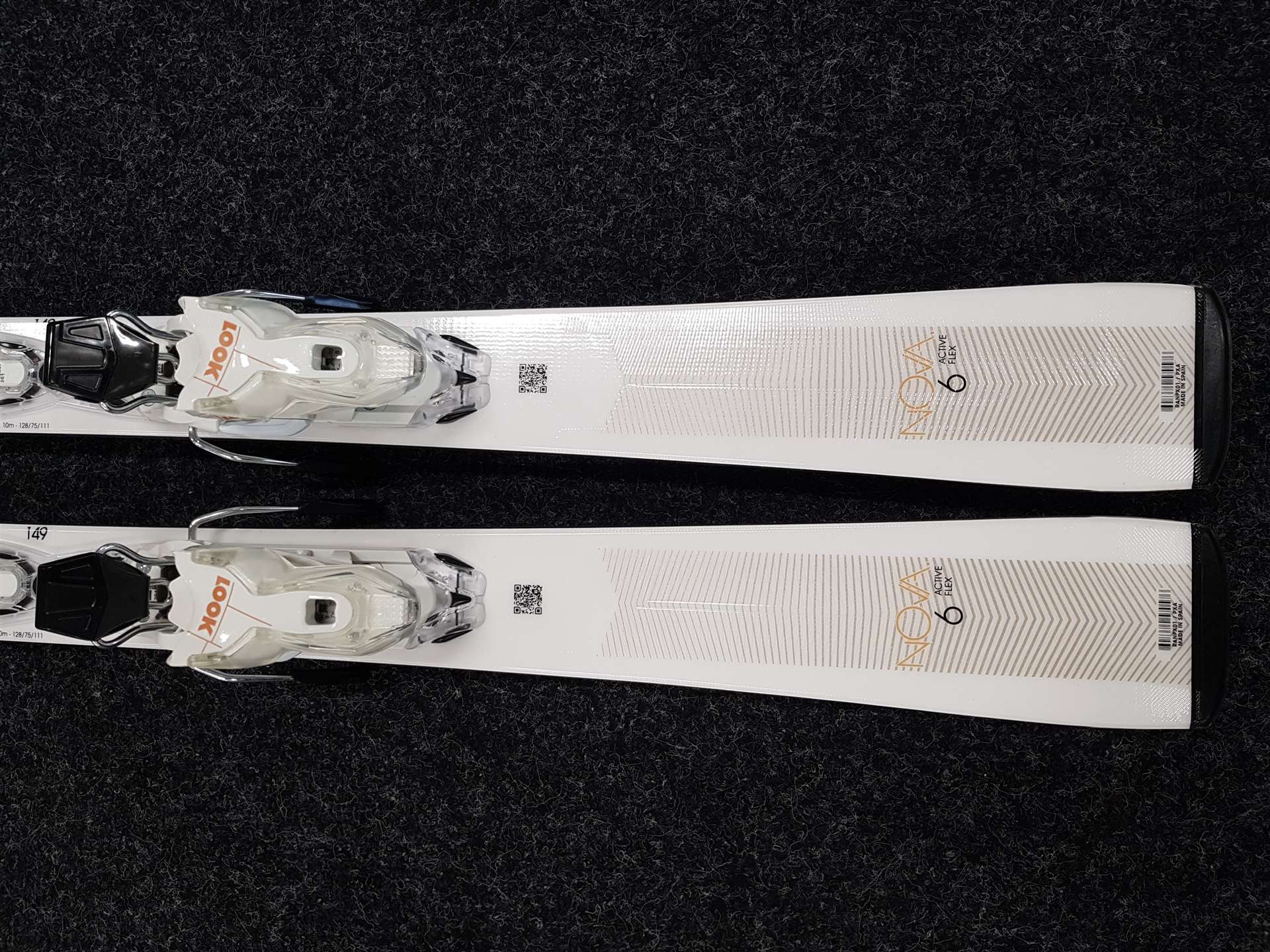 Sci ROSSIGNOL Nova 6 usati + attacchi Look Express 11