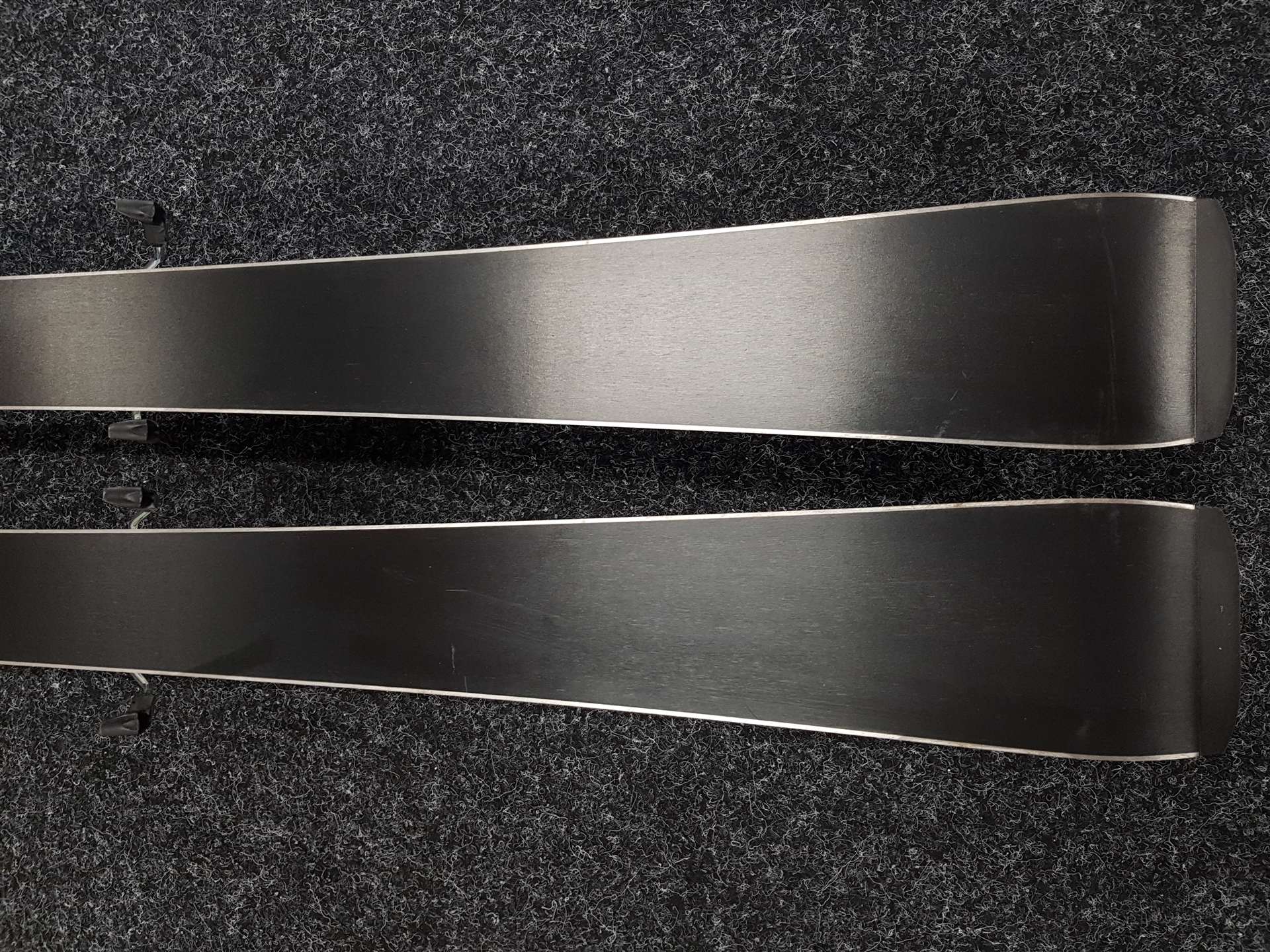 Sci ROSSIGNOL Nova 6 usati + attacchi Look Express 11