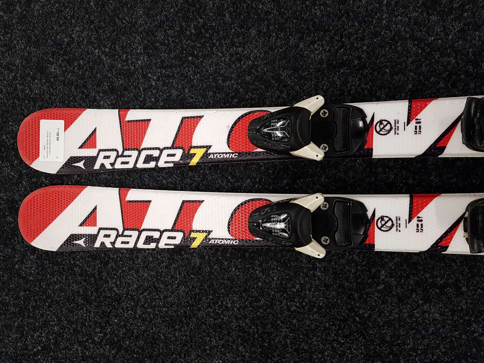 Použité lyže Atomic Race 7 + vázání Atomic Evox