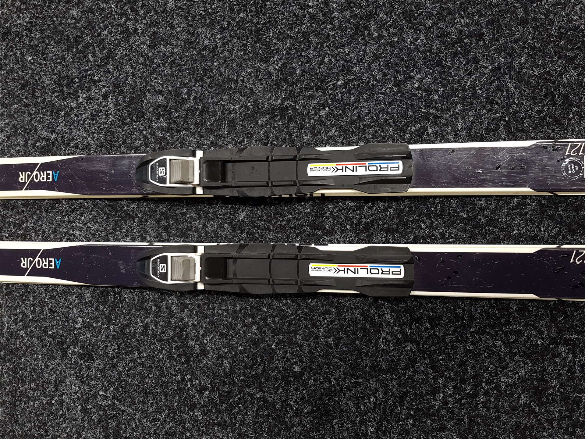 Gebrauchte Salomon Aero JR Skin Langlaufski + NNN-Bindungen Salomon