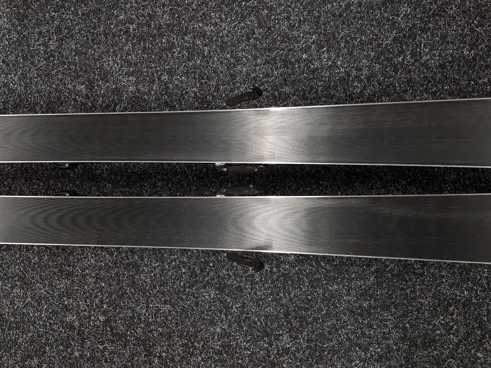 Używane narty ATOMIC Redster G9 + wiązania Atomic X12 GW