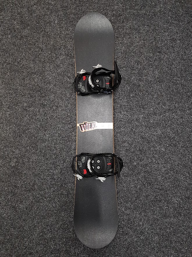 Używany snowboard Volkl Squad + wiązania SP w rozmiarze L/XL