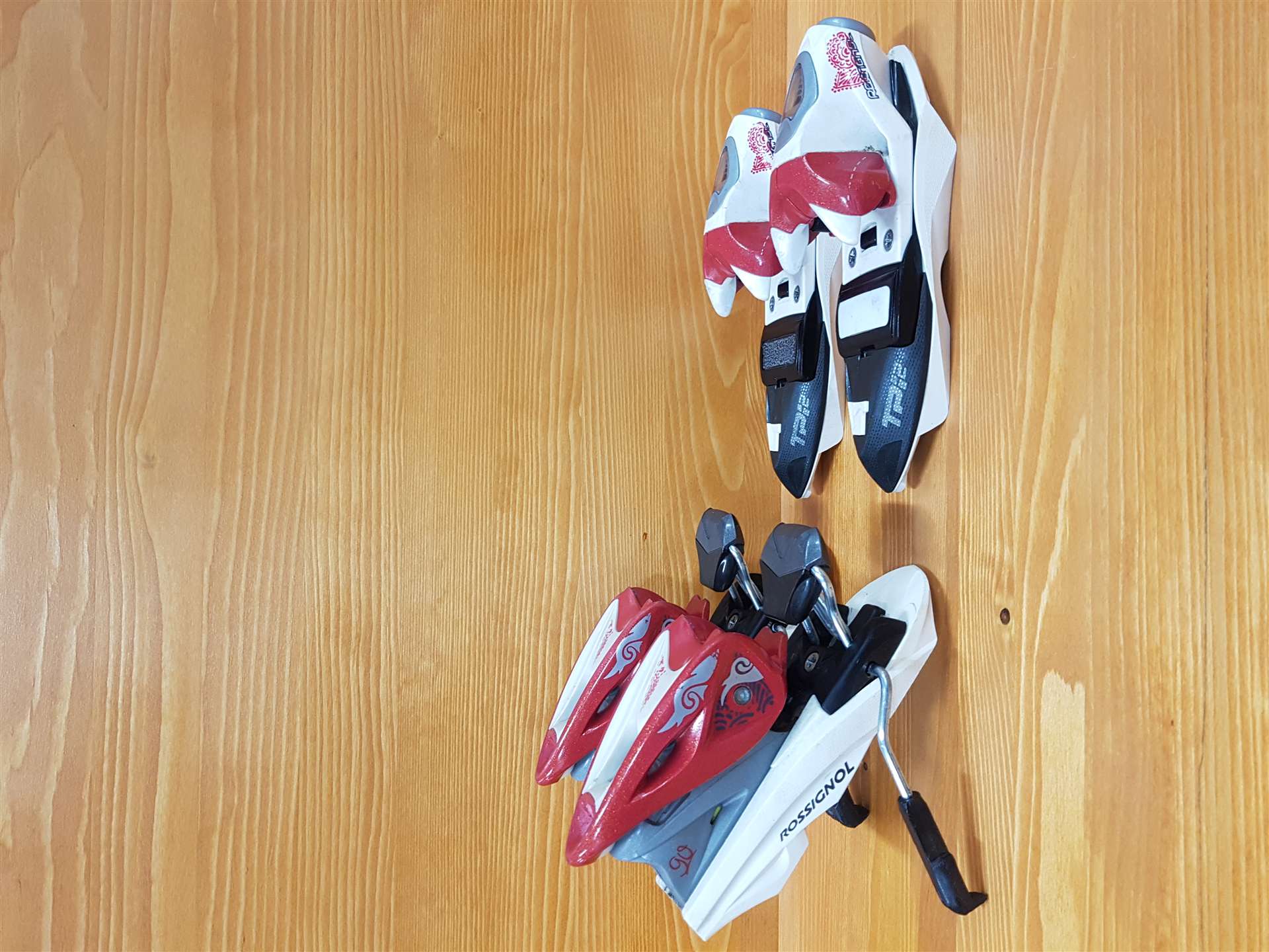 Reliure d'occasion Rossignol TPi 2 (9 DIN)