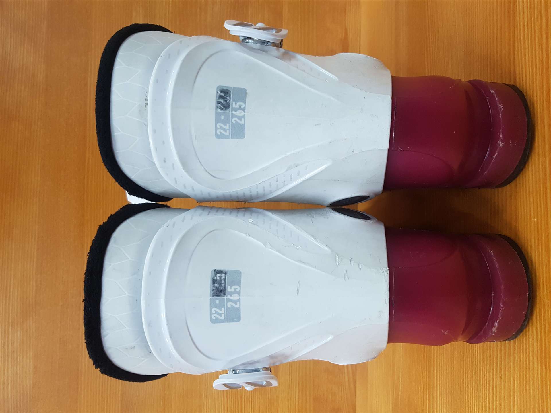 Gebrauchte SALOMON T3 Skischuhe