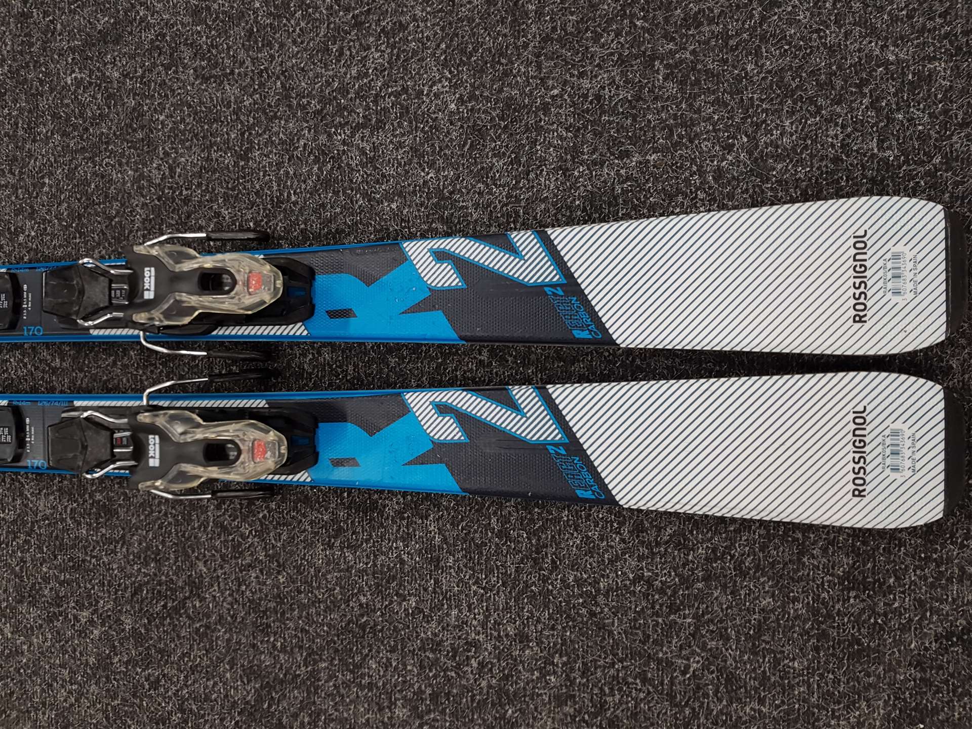 Używane narty ROSSIGNOL REACT 2 Carbon