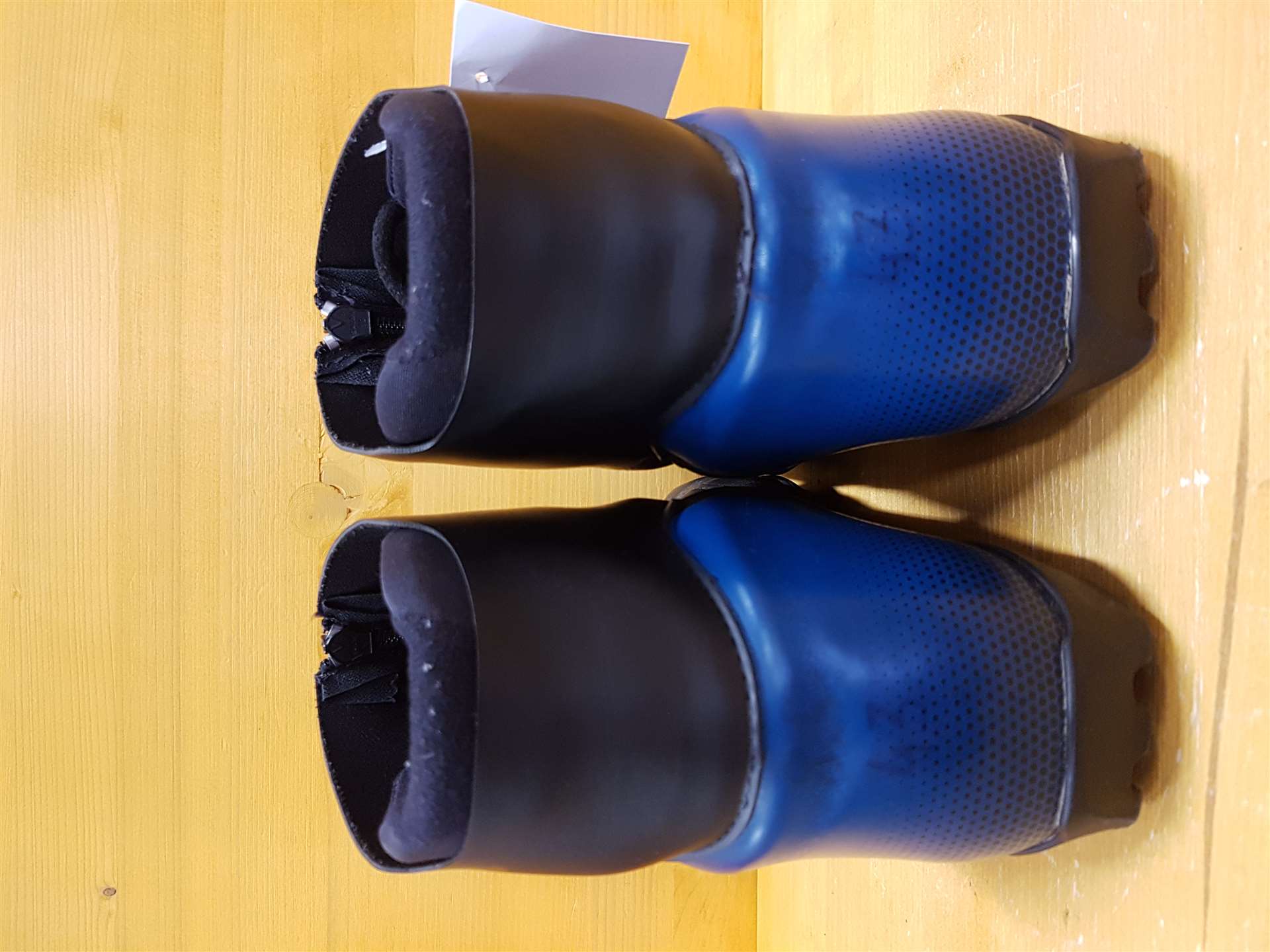 Gebrauchte Salomon Escape Laufschuhe - NNN-Bindungen