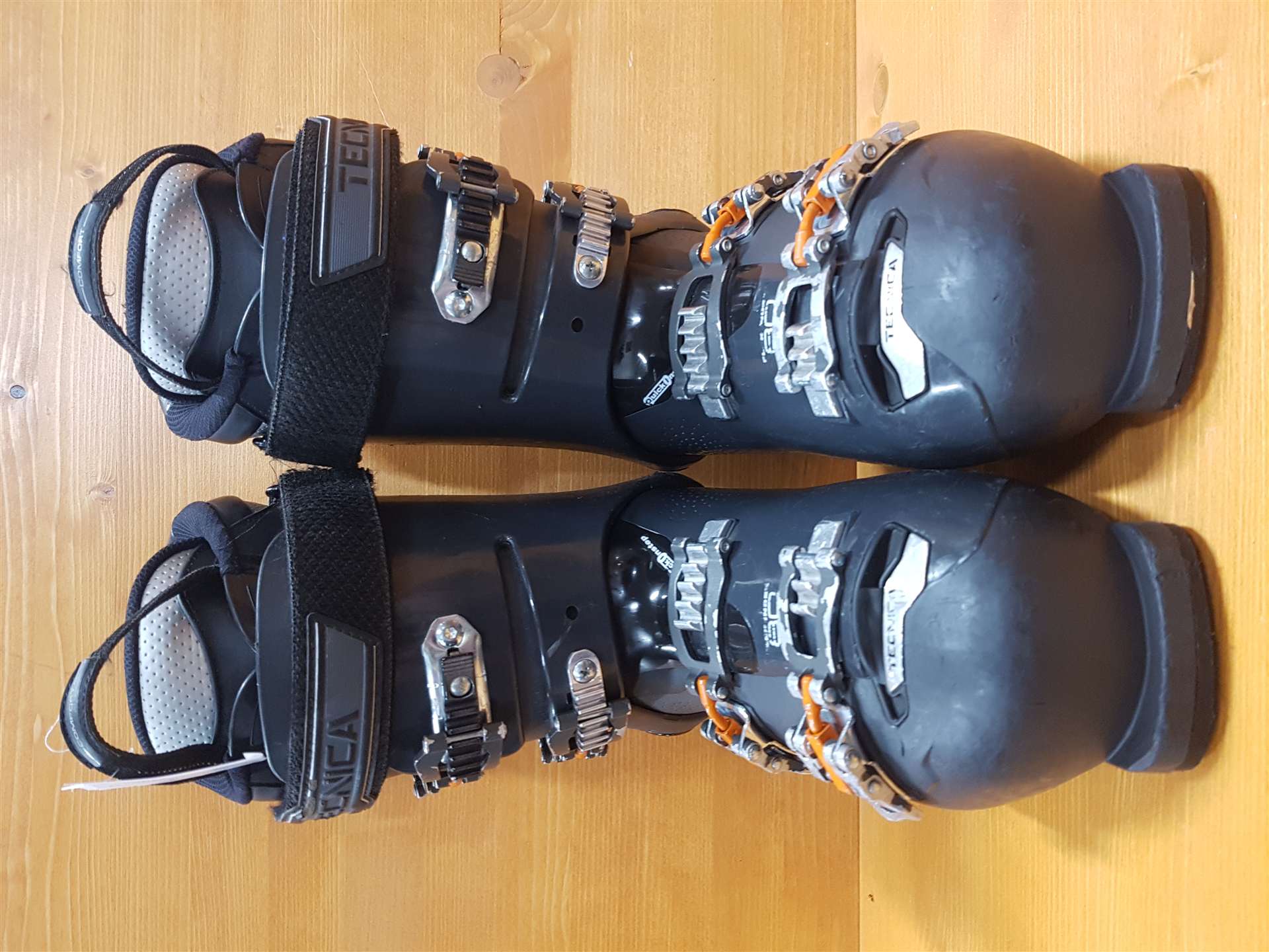 Použité lyžiarky TECNICA Mach Sport HV RT 80