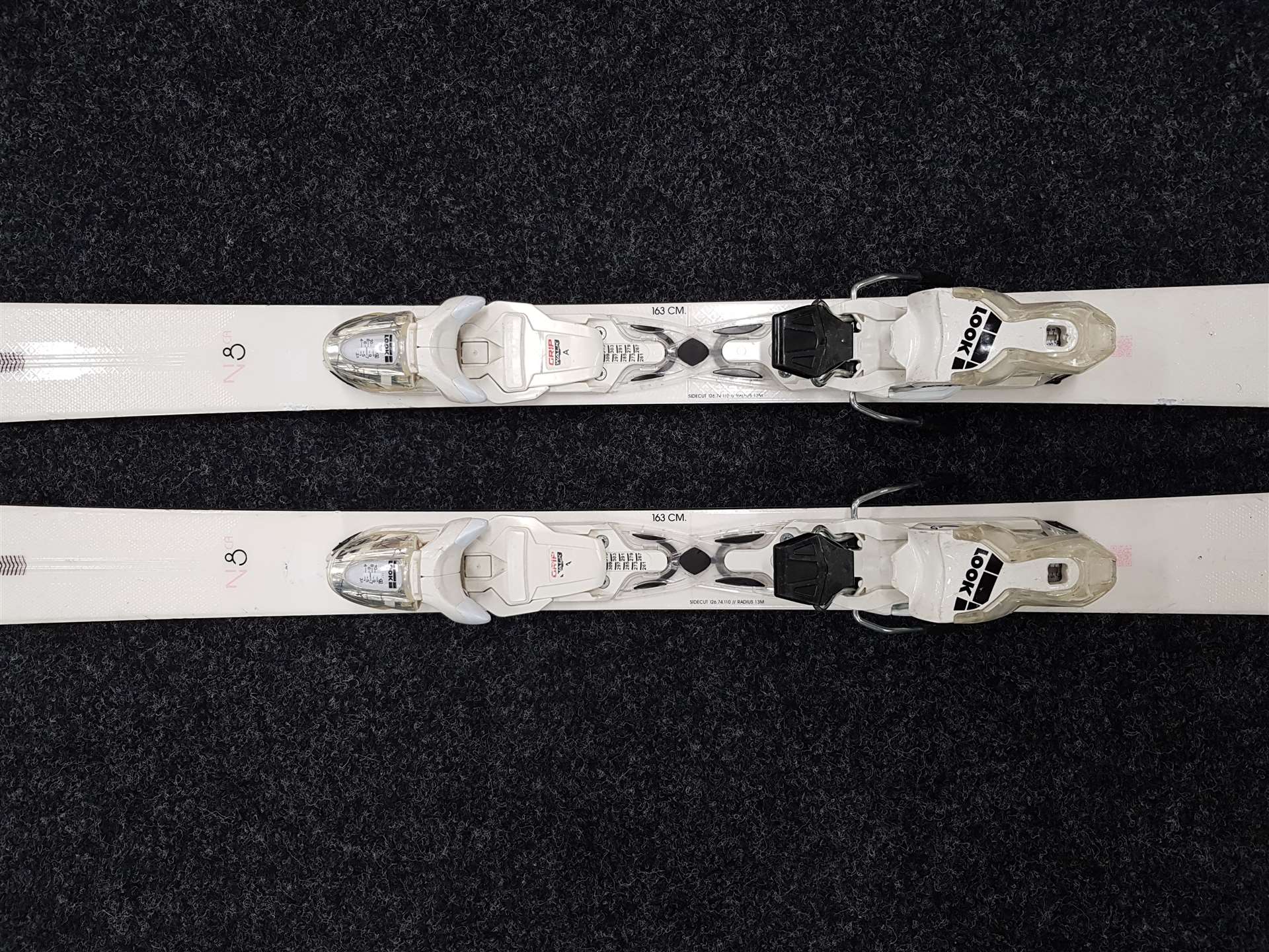 Použité lyže ROSSIGNOL Nova 8 Ca + viazanie Look Xpress 11.0