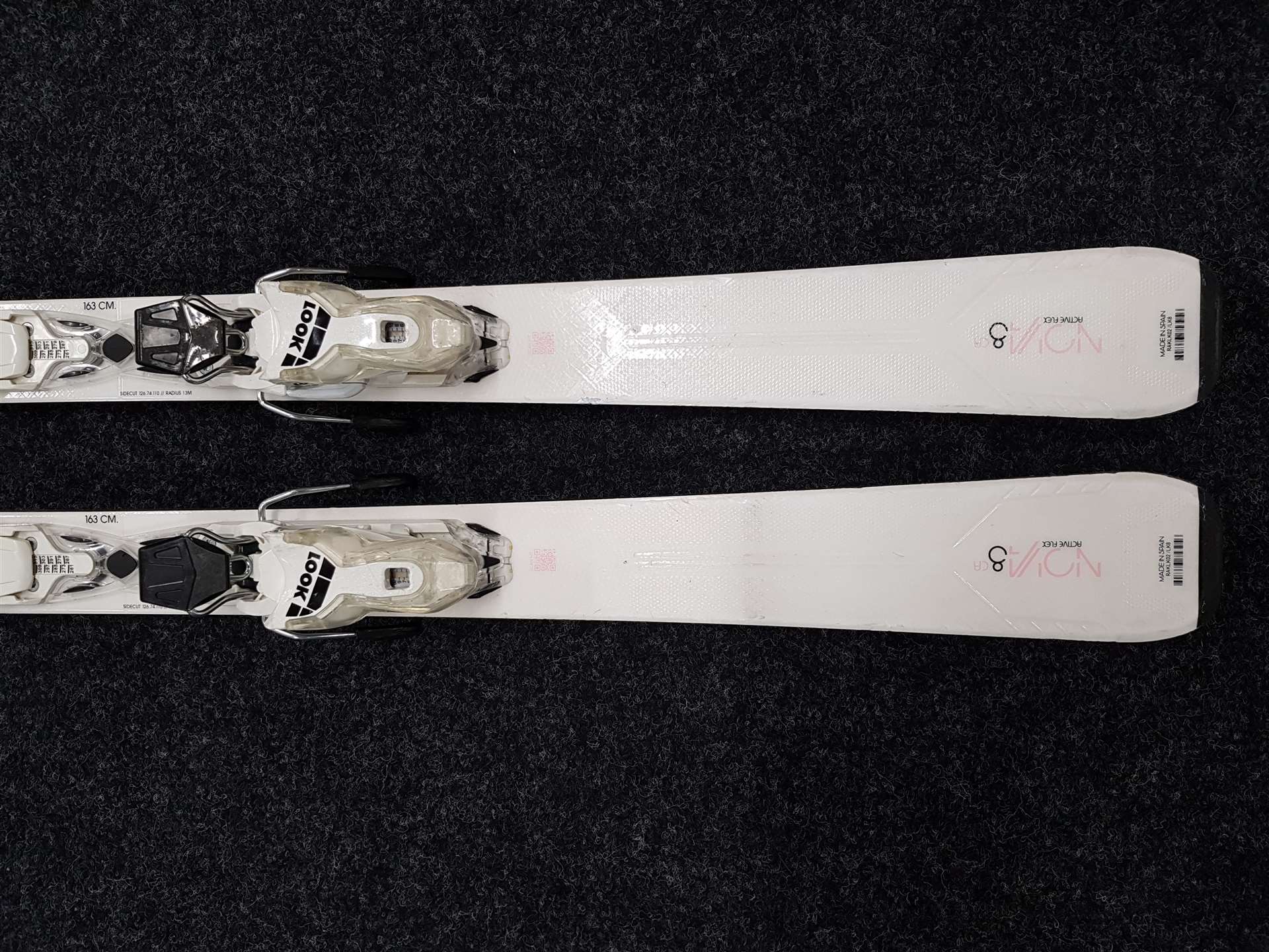 Použité lyže ROSSIGNOL Nova 8 Ca + viazanie Look Xpress 11.0