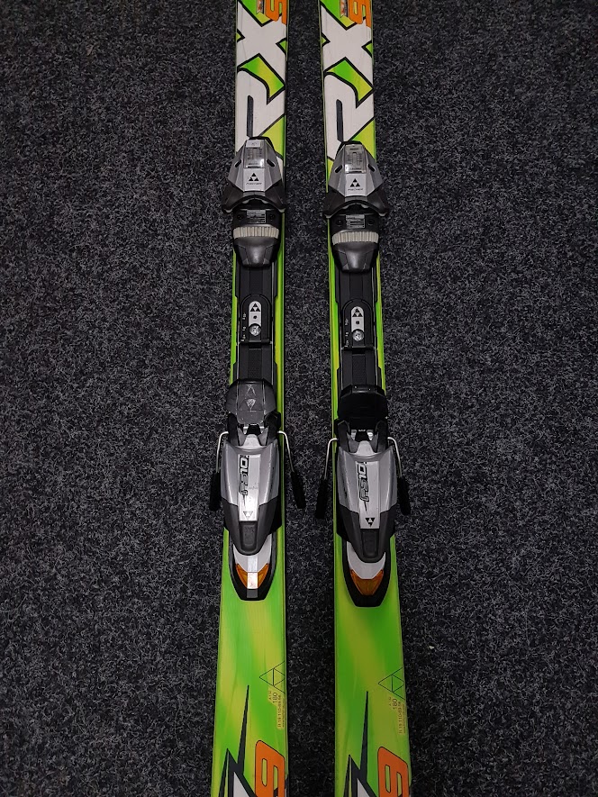 Bazárové lyže  FISCHER RX 9